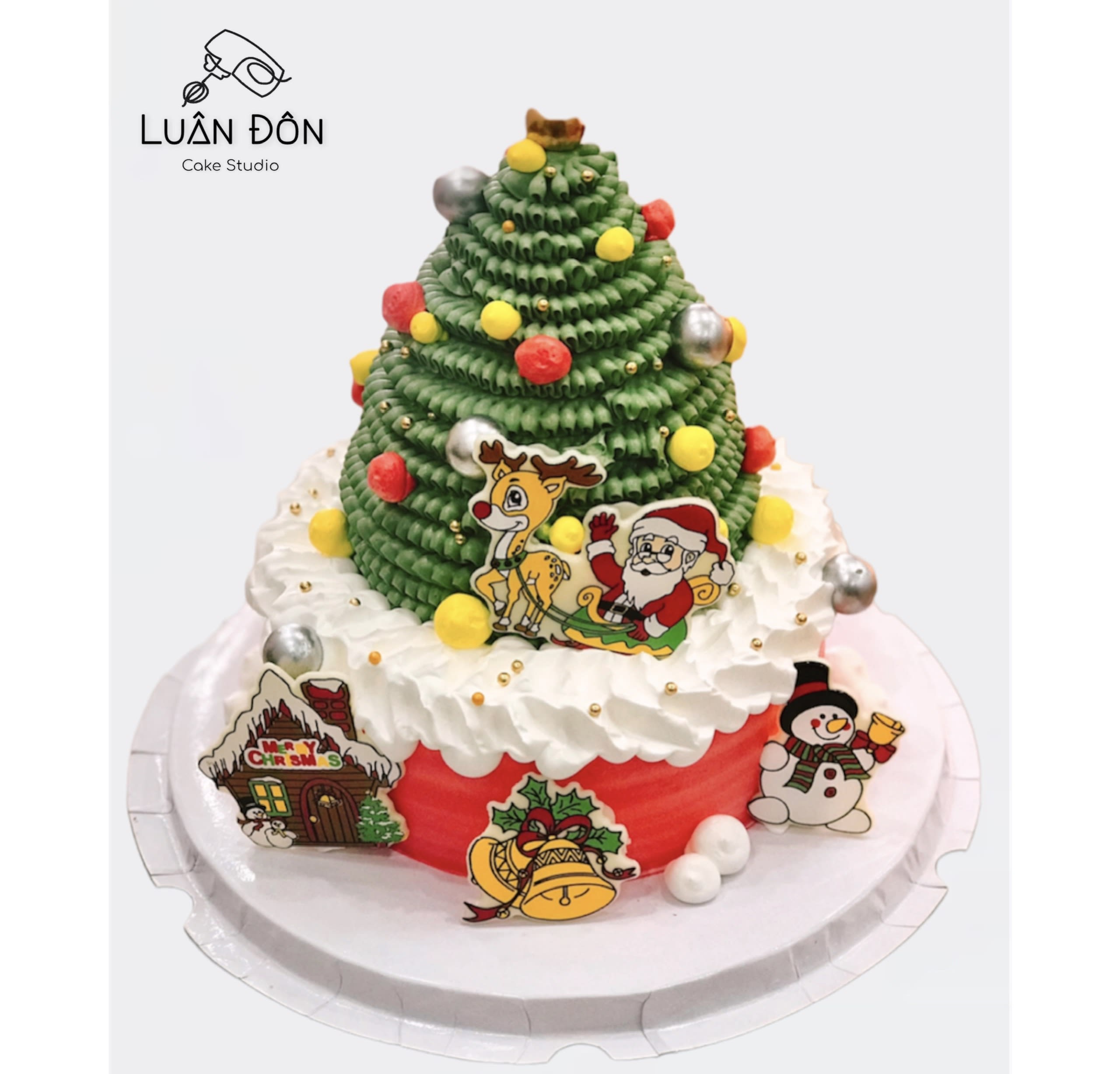 Bánh kem cây thông Noel trang trí nhiều màu