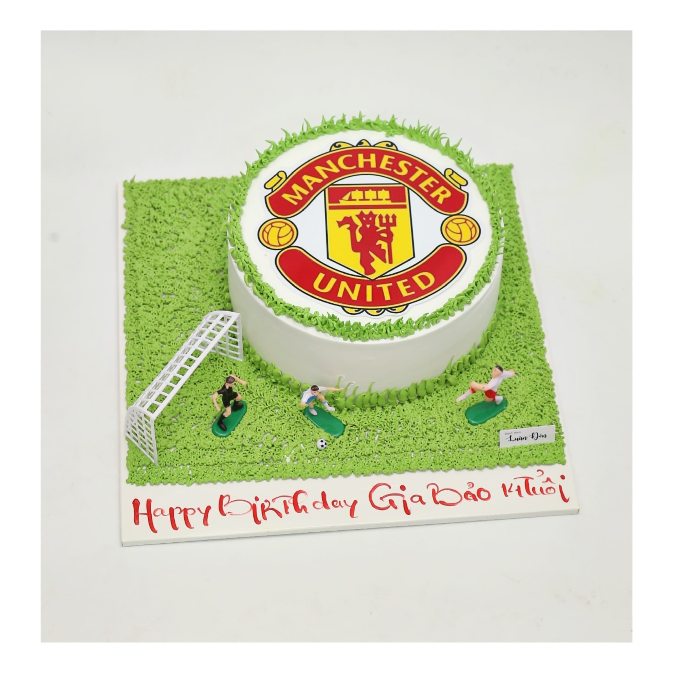 Bánh kem sân cỏ bóng đá Manchester United