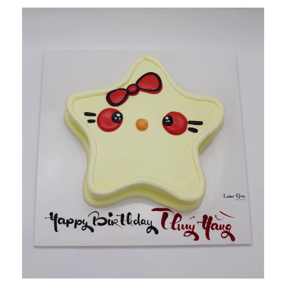Bánh kem hình ngôi sao Hello Kitty hồng