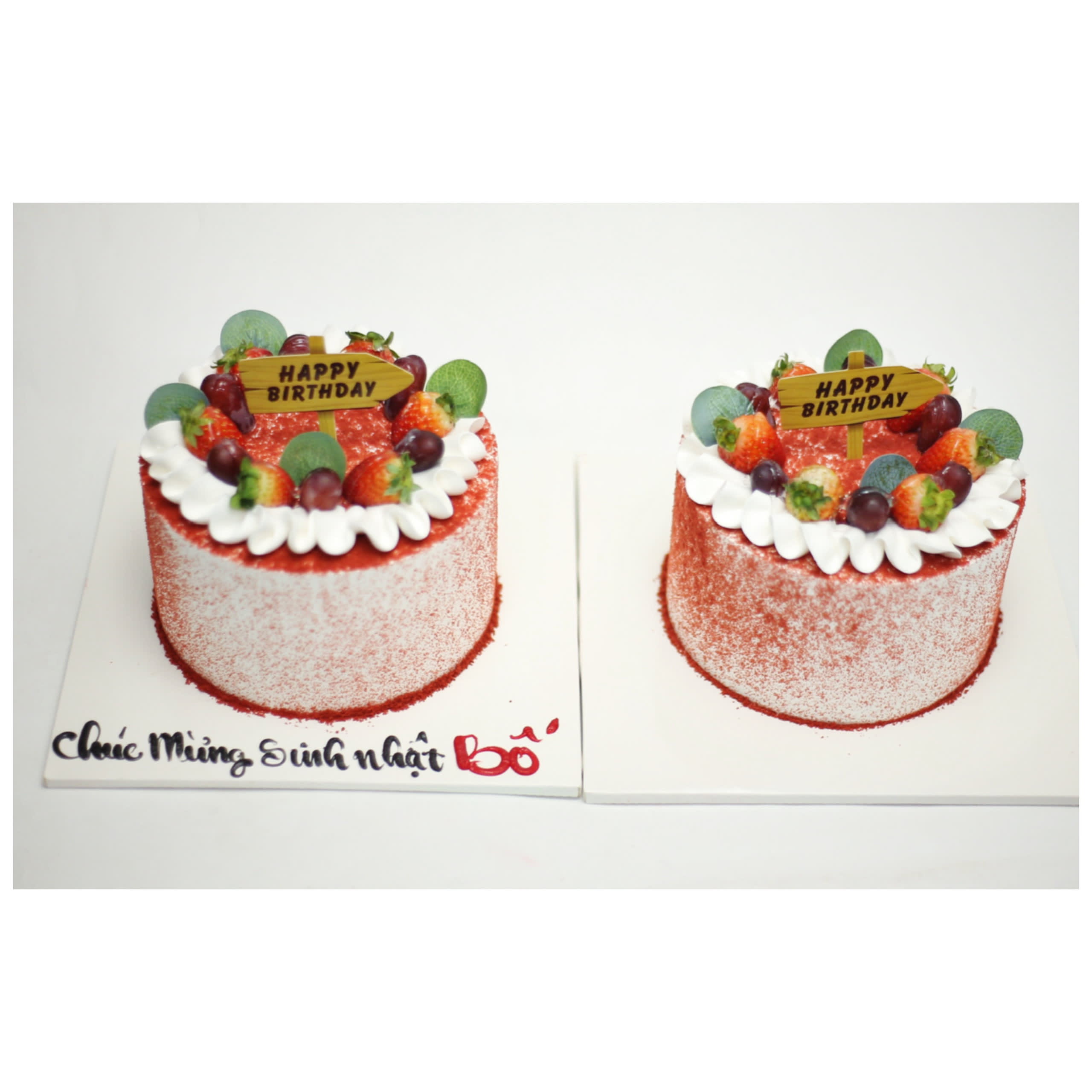 Bánh kem Red Velvet trang trí trái cây tươi