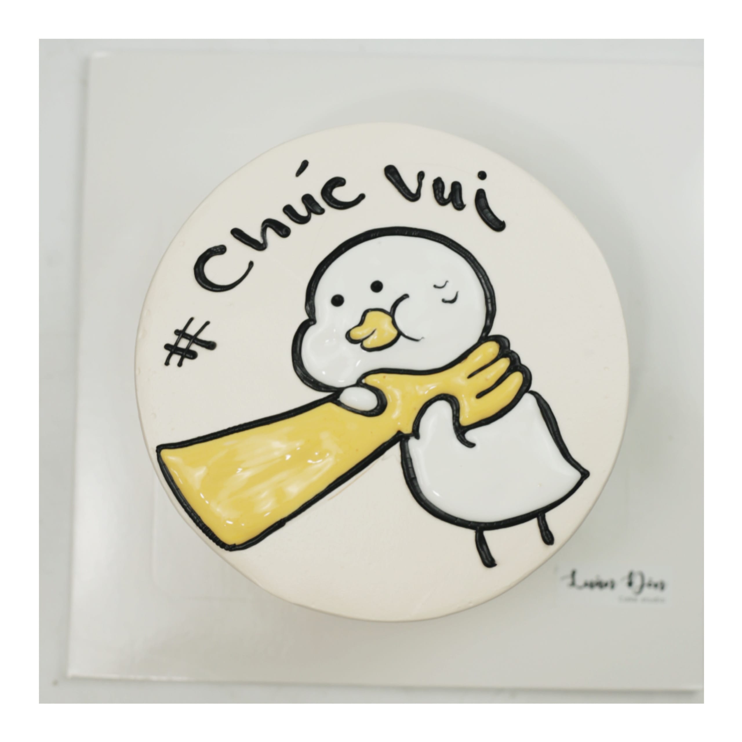 Bento cake vẽ hình chú vịt vui vẻ