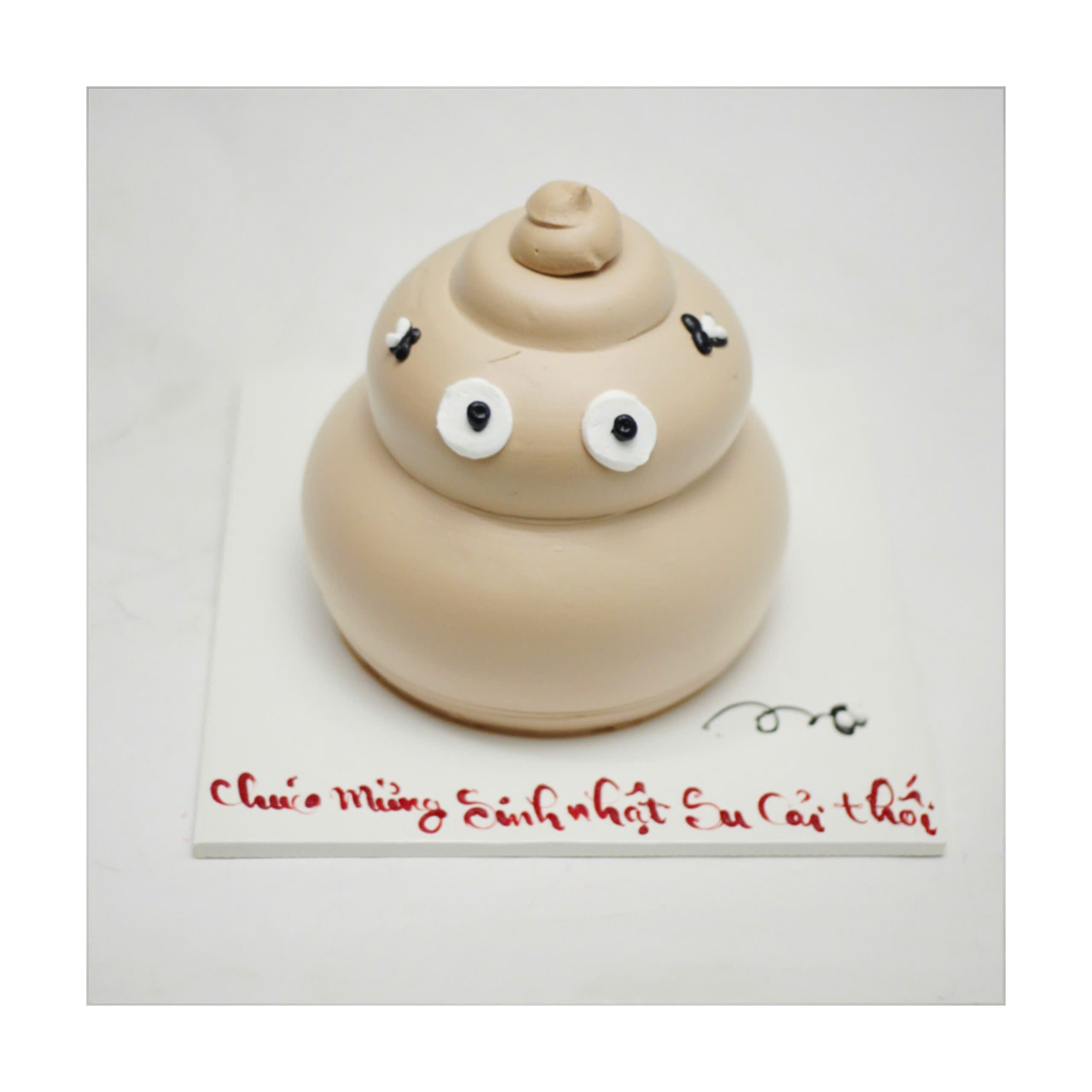 Bánh kem phân cute màu nâu be
