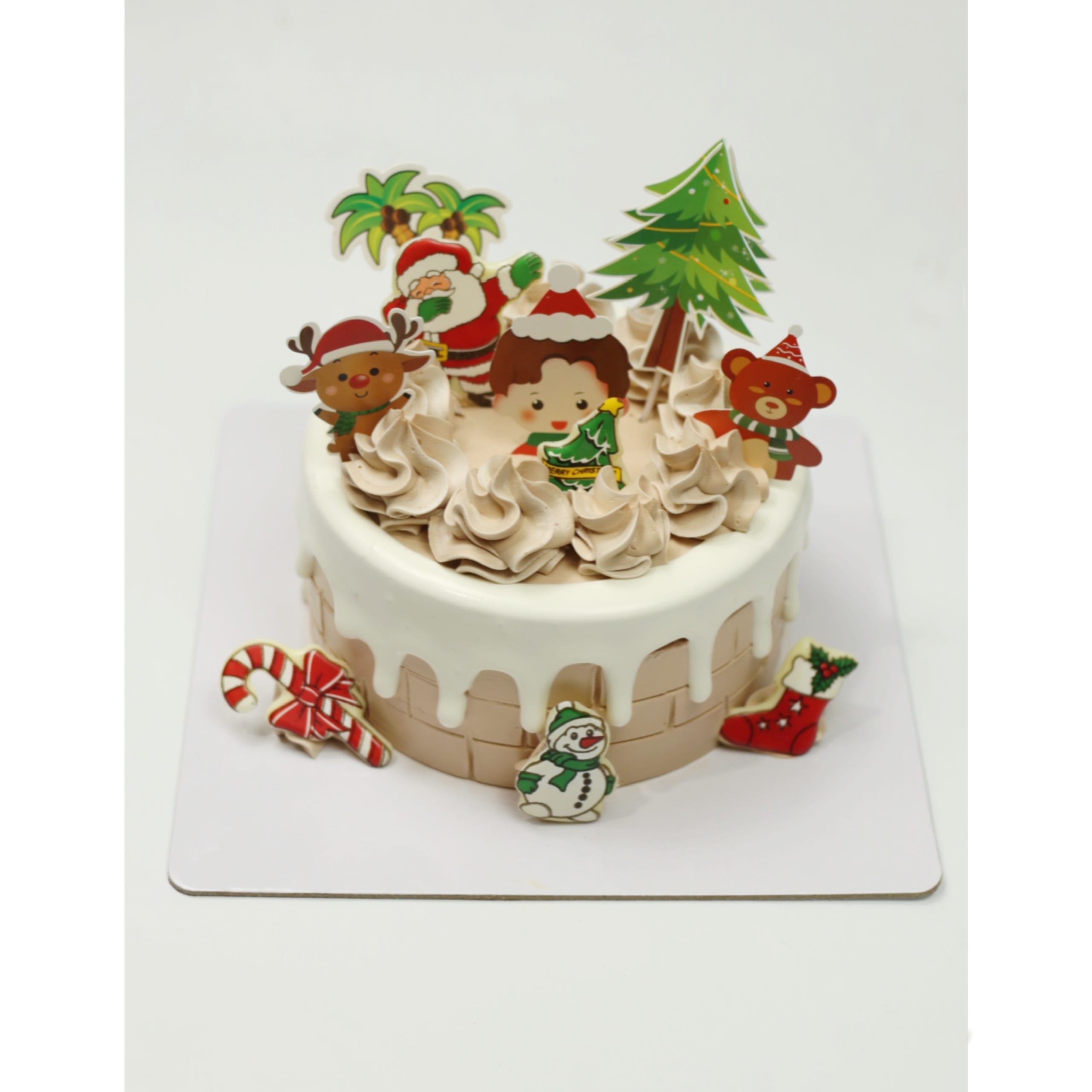 Bánh kem Noel hình ống khói cho bé trai