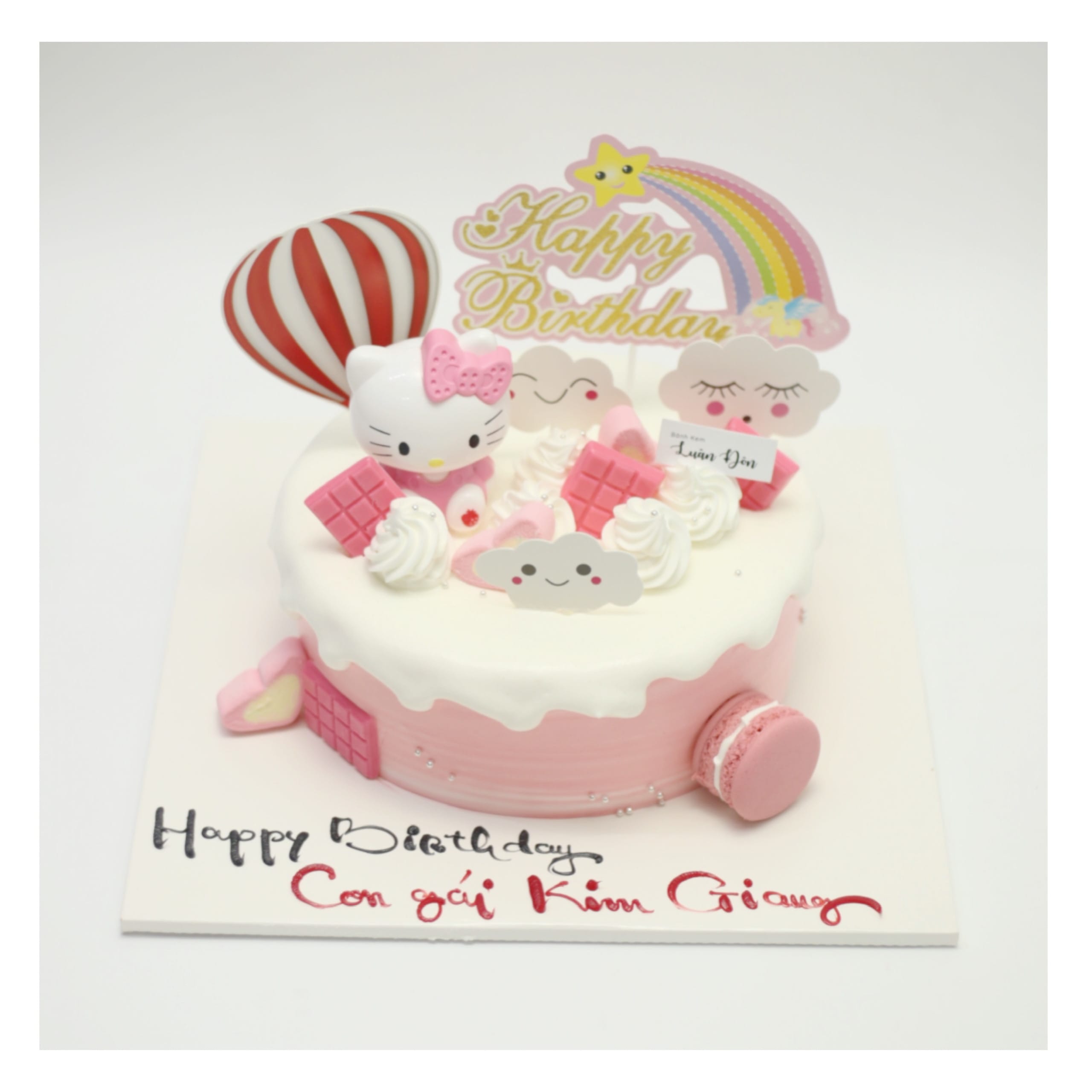Bánh kem Hello Kitty hồng xinh xắn