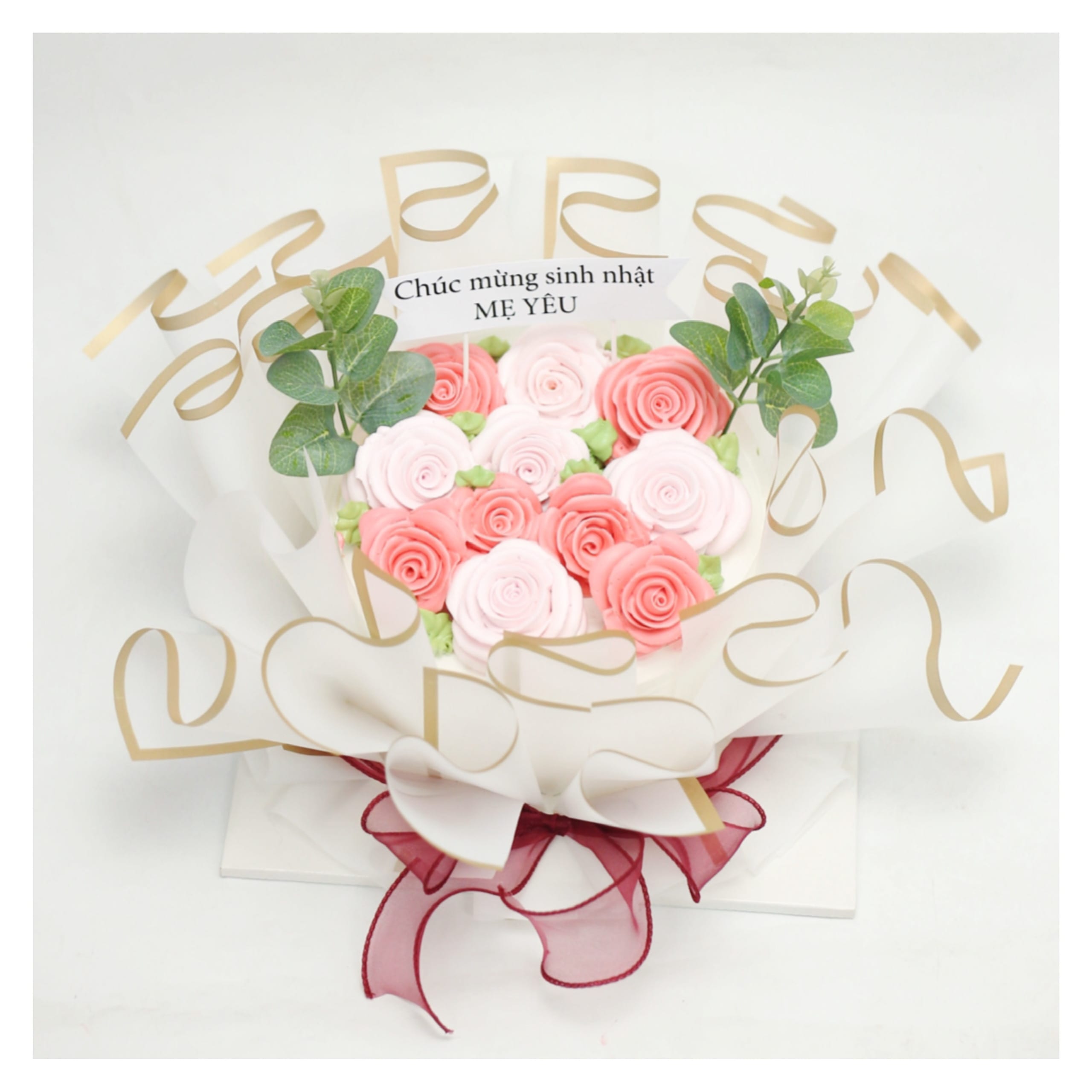 Bánh kem bó hoa hồng tone hồng pastel nhẹ nhàng