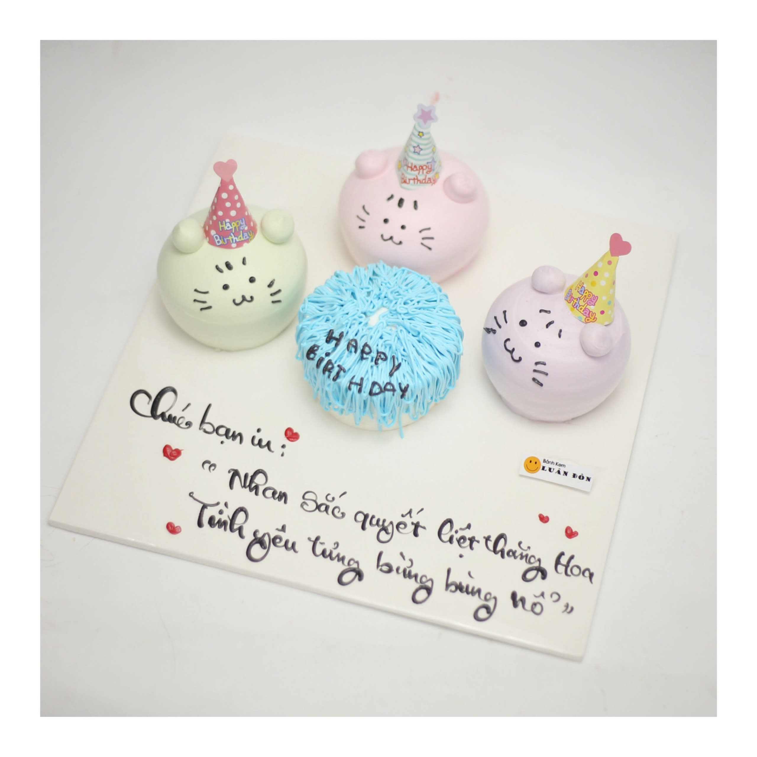 Bento cake mini chủ đề mèo con dễ thương