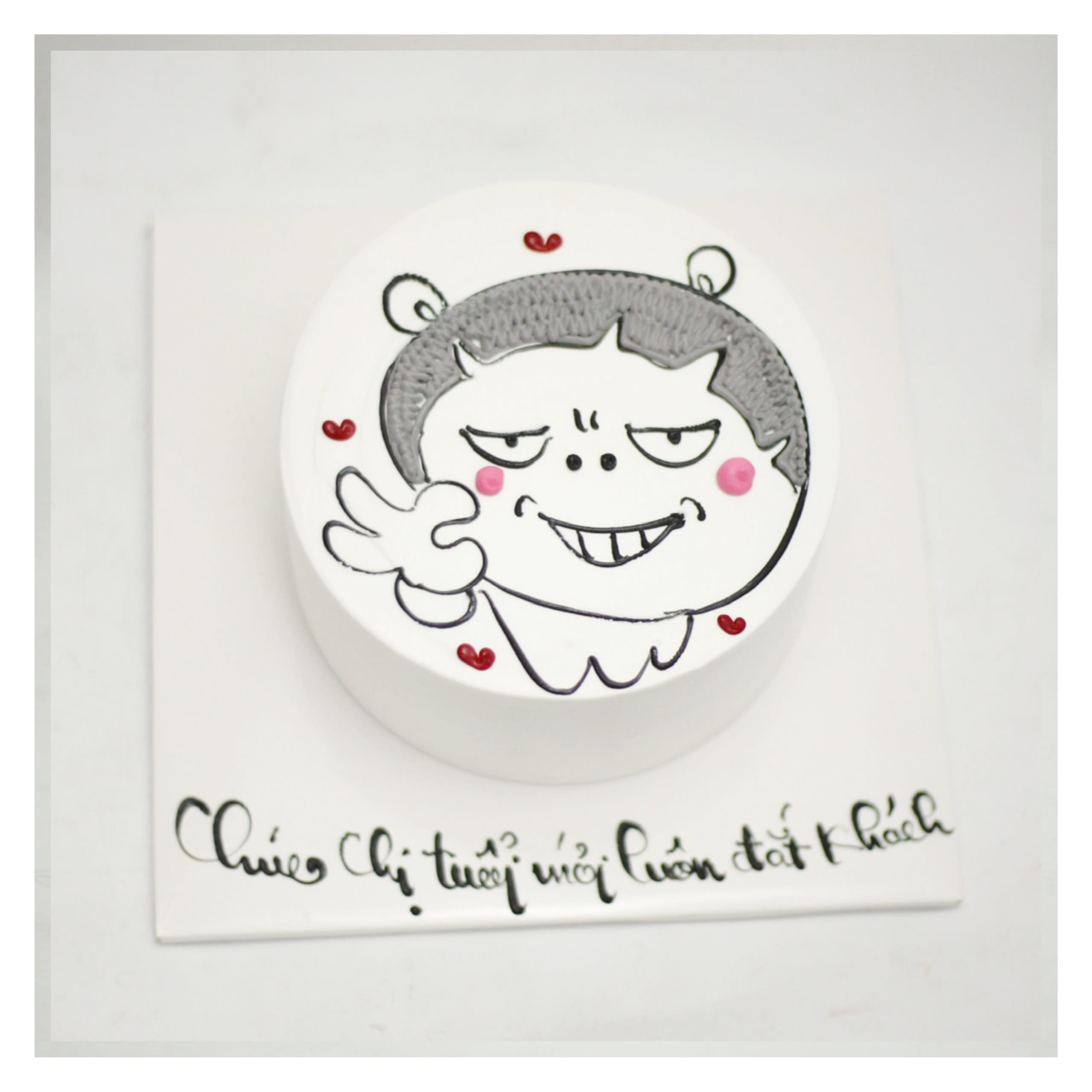 Bánh kem vẽ hình chibi mặt hài hước