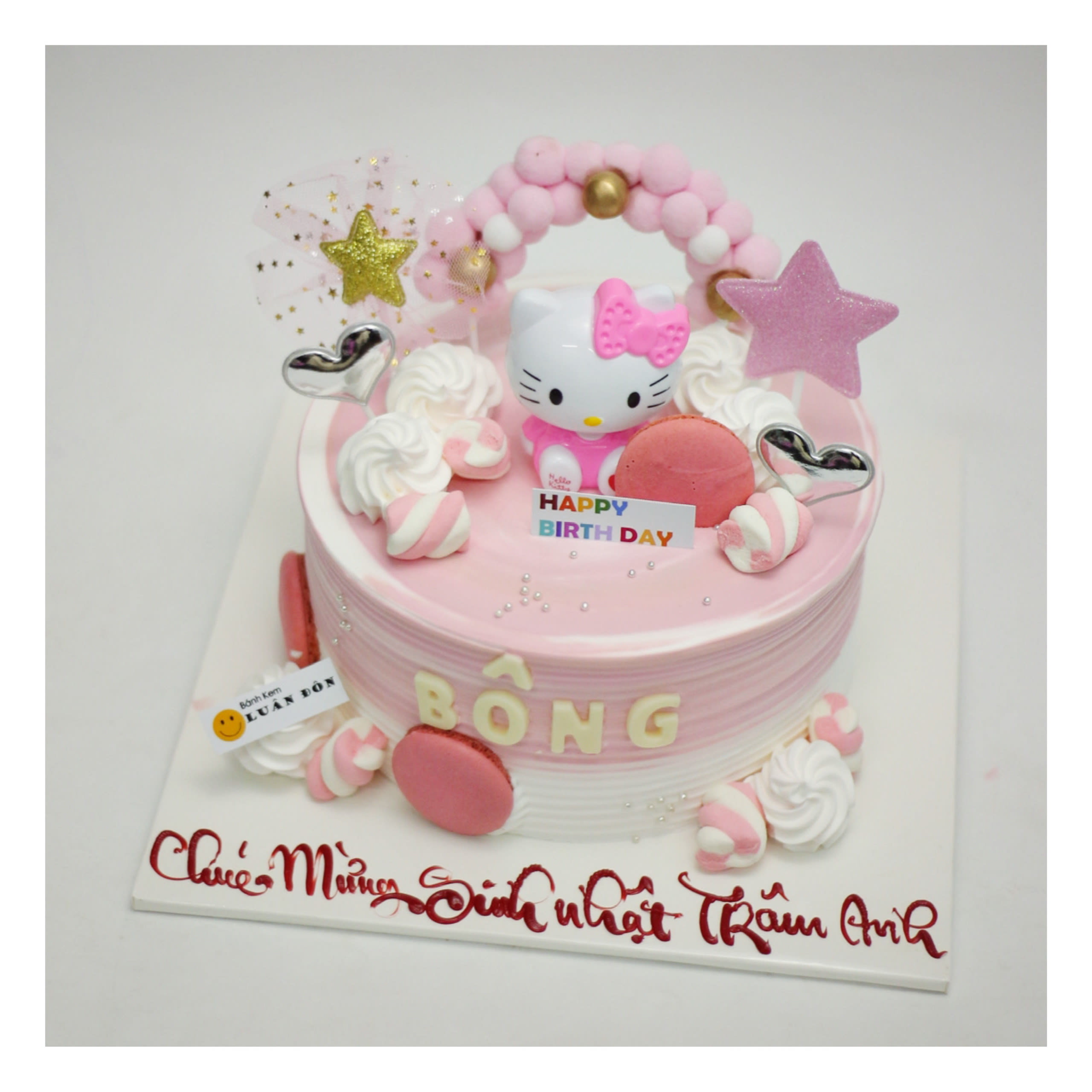 Bánh kem Hello Kitty màu hồng dễ thương