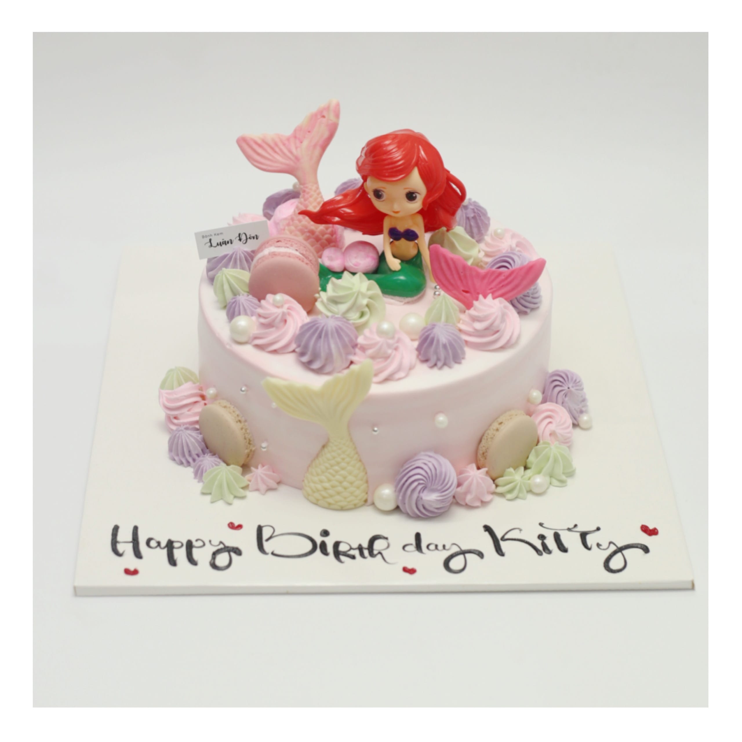 Bánh kem nàng tiên cá Ariel màu hồng pastel