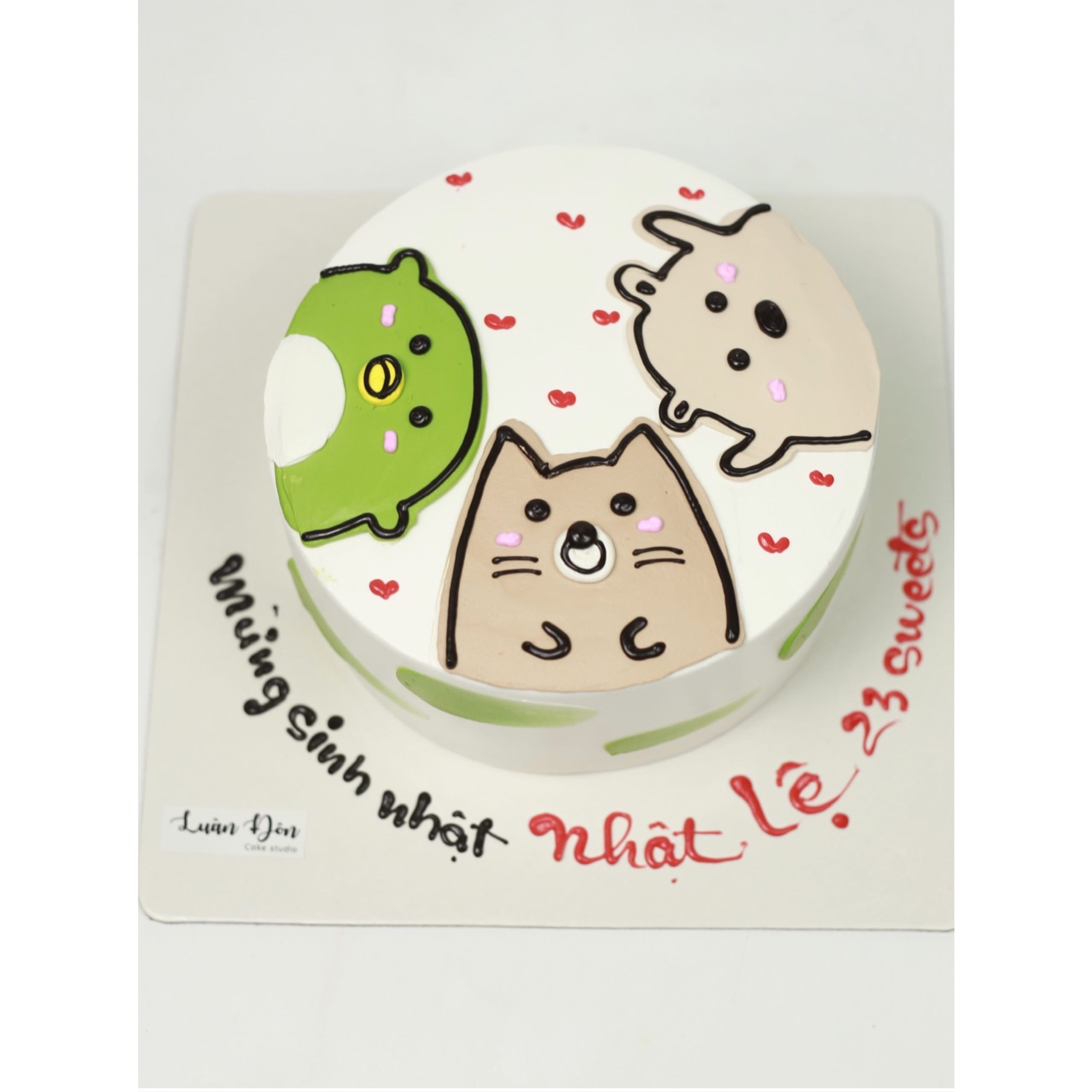 Bánh kem Bento ba nhân vật hoạt hình đáng yêu