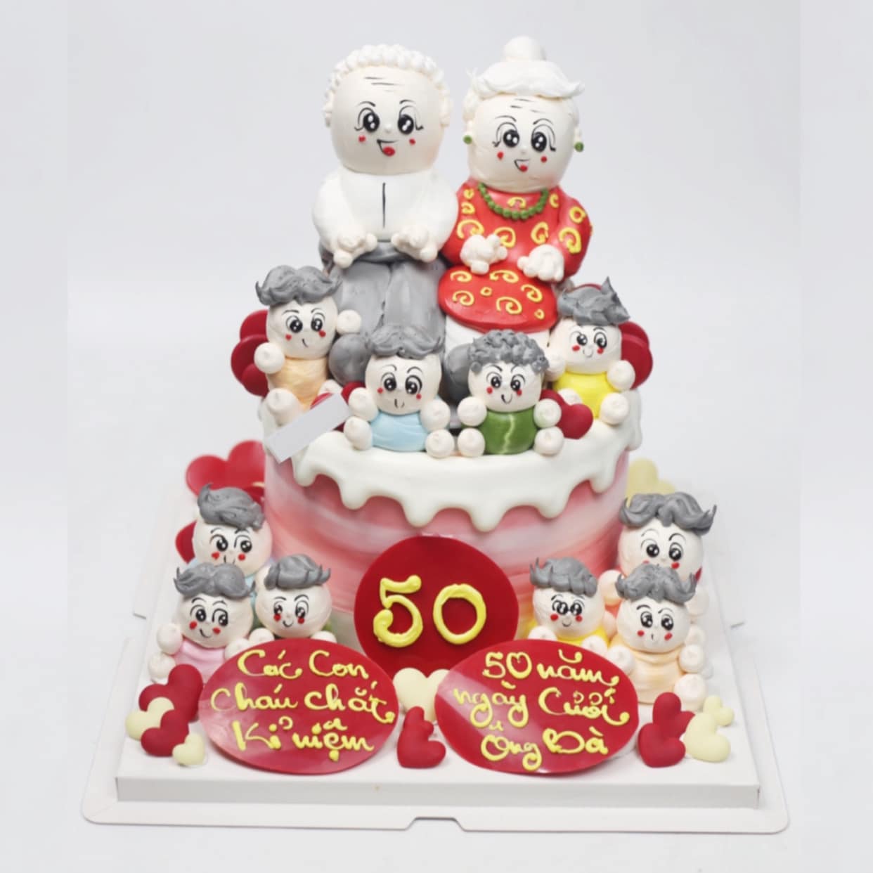 Bánh kem kỉ niệm 50 năm ngày cưới ông bà