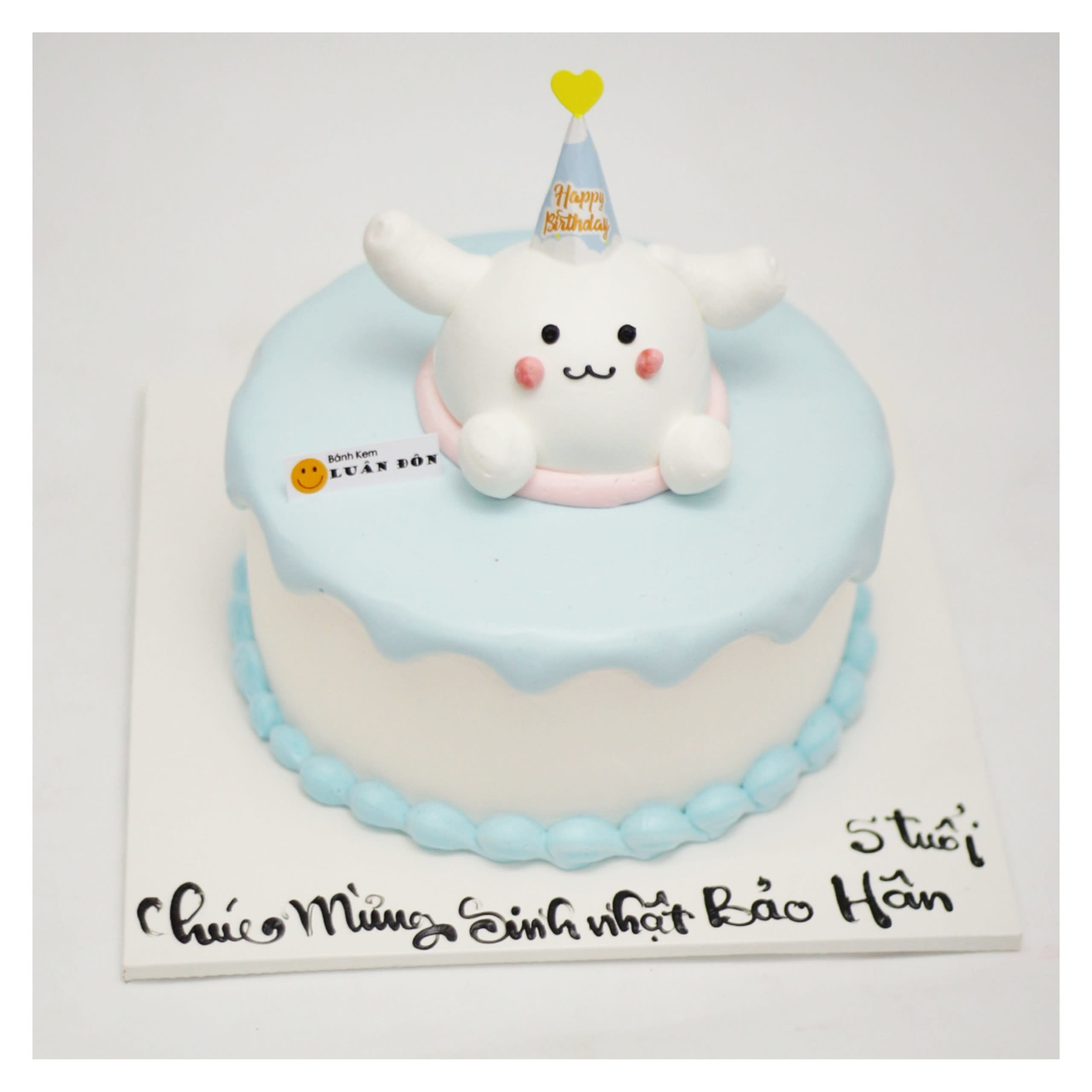 Bánh kem Cinnamoroll trắng xanh cho bé gái