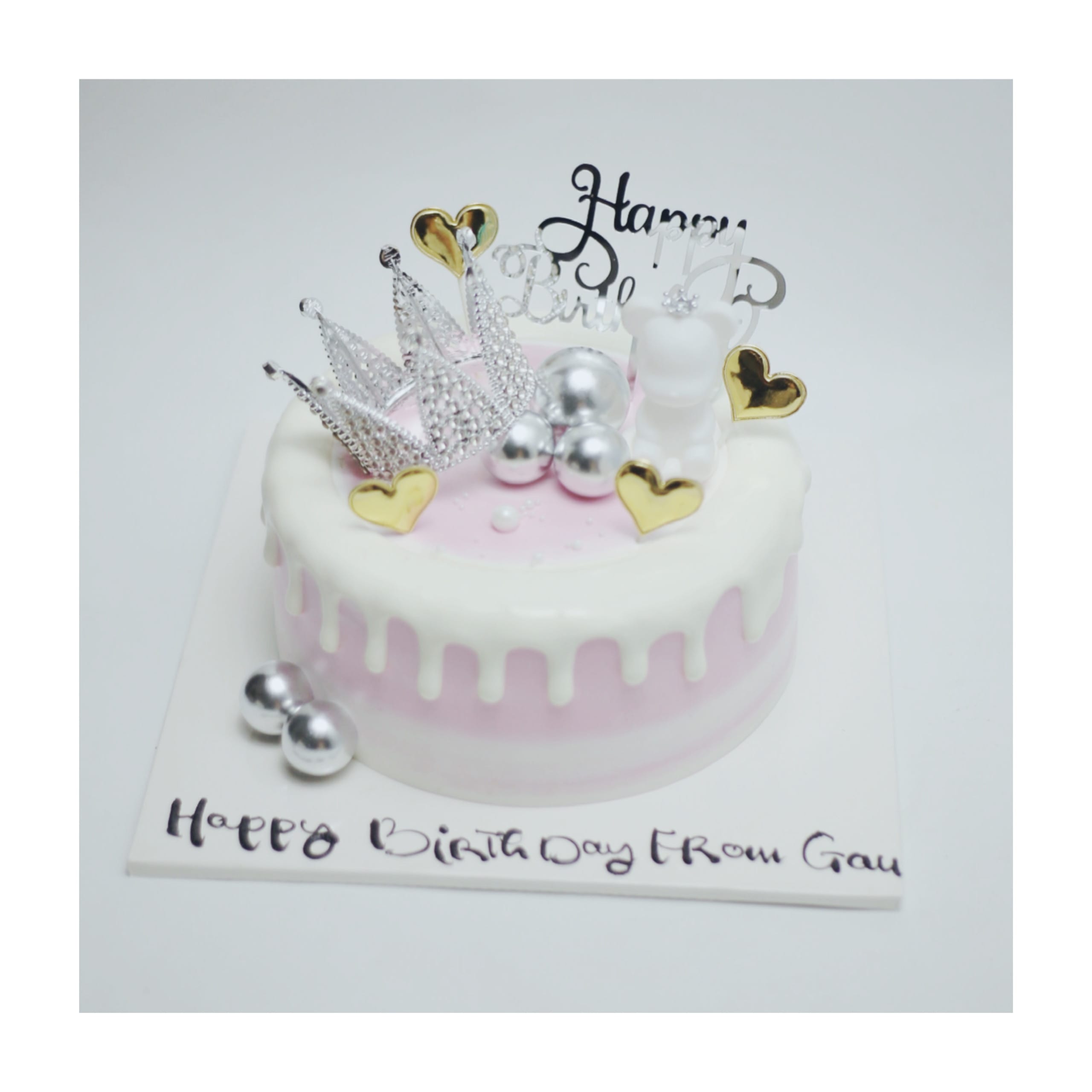 Bánh kem vương miện hồng thanh lịch