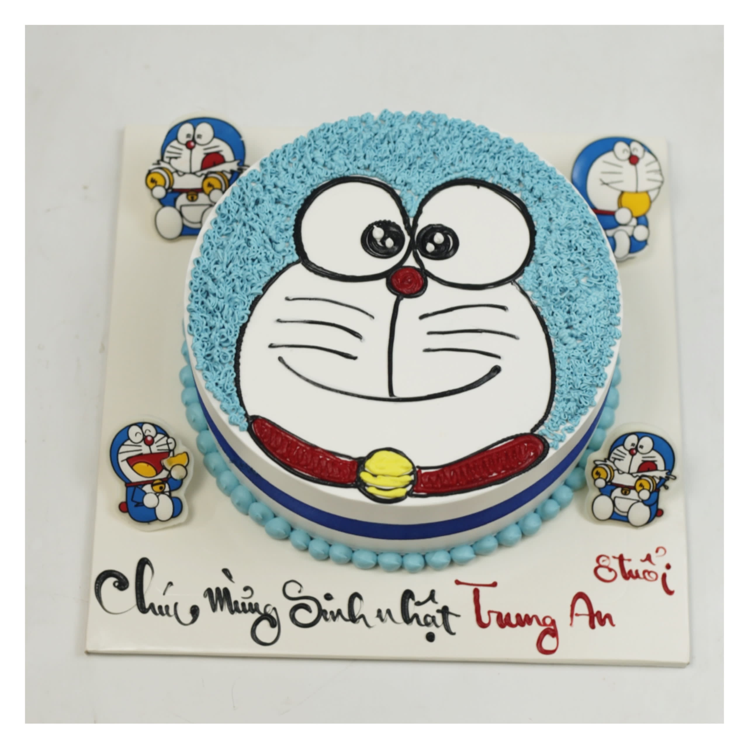 Bánh kem Đô-rê-mon xanh dương cho bé