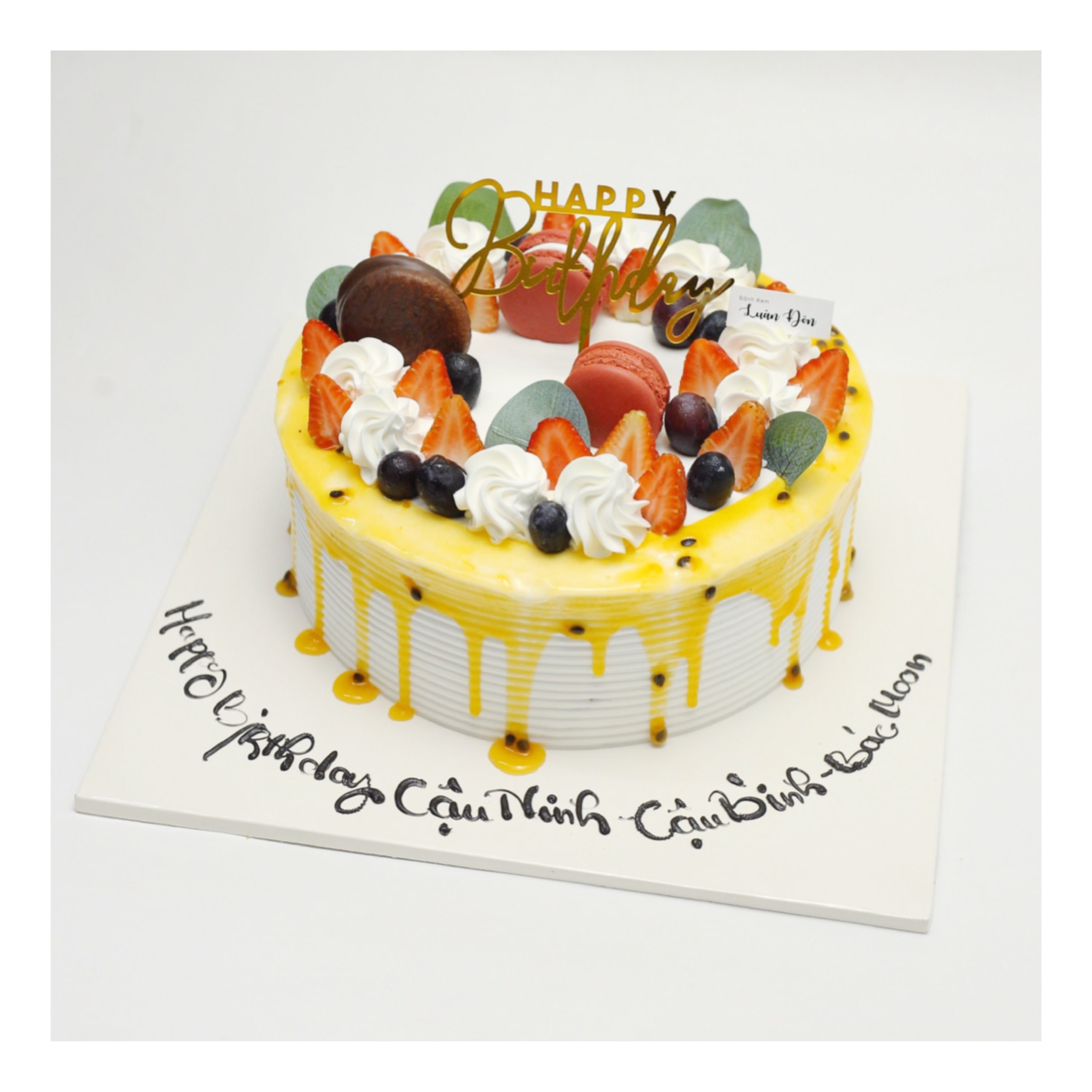 Bánh kem sốt chanh leo macaron tươi ngon