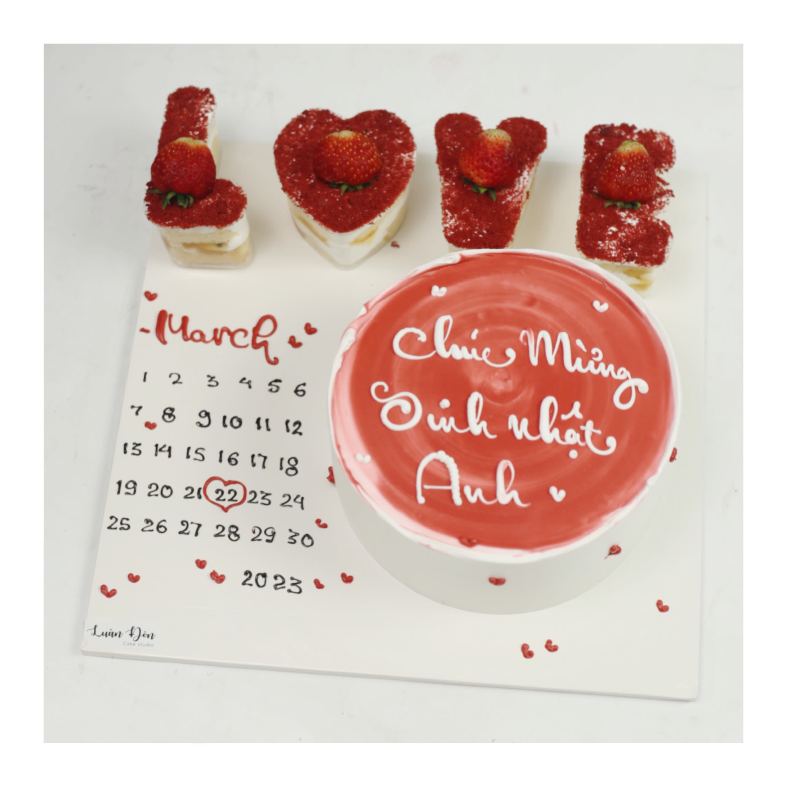 Bánh kem kết hợp bento cake chủ đề tình yêu