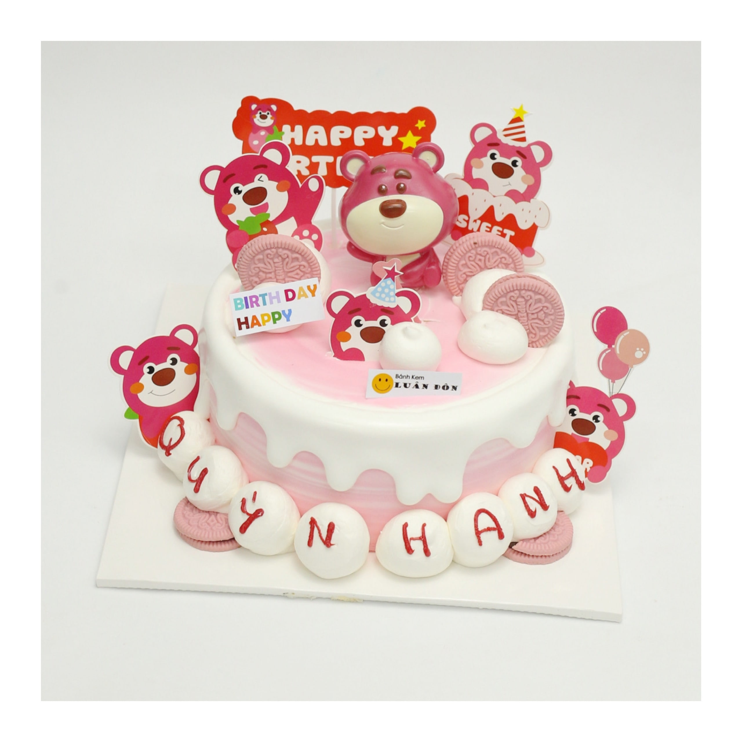 Bánh kem gấu dâu Lotso hồng dễ thương