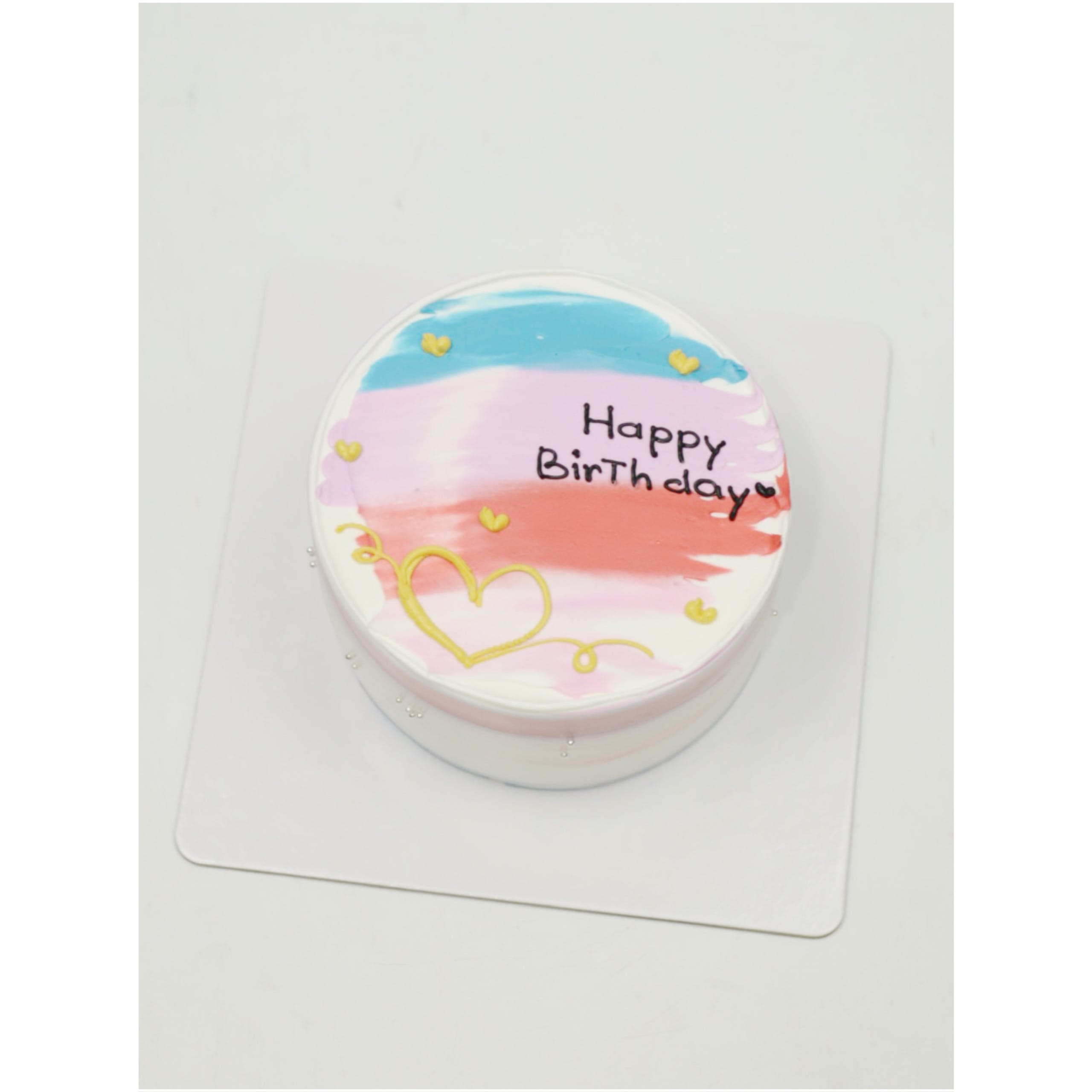 Bánh kem Happy Birthday màu pastel ngọt ngào
