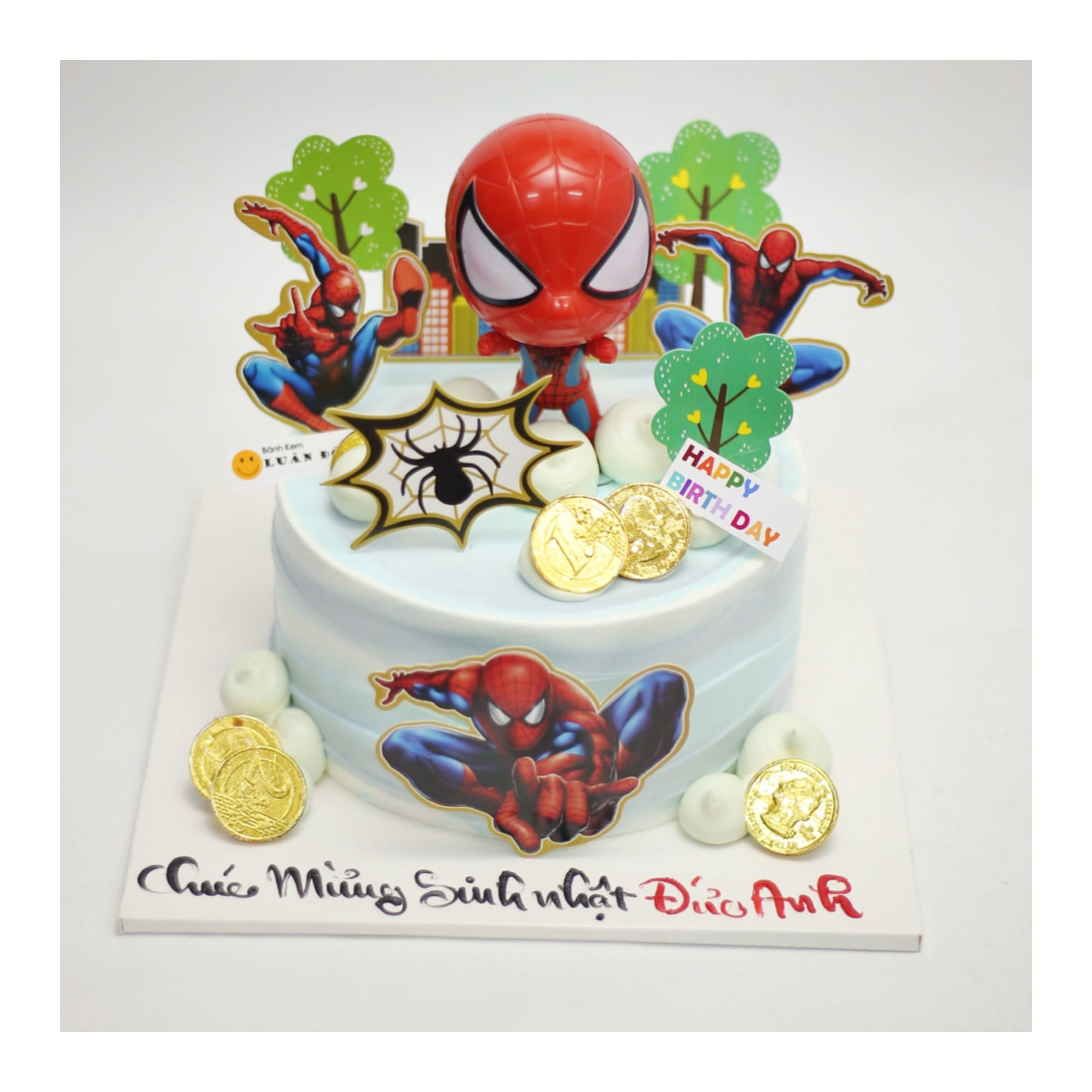 Bánh kem trang trí nhân vật Spider-Man