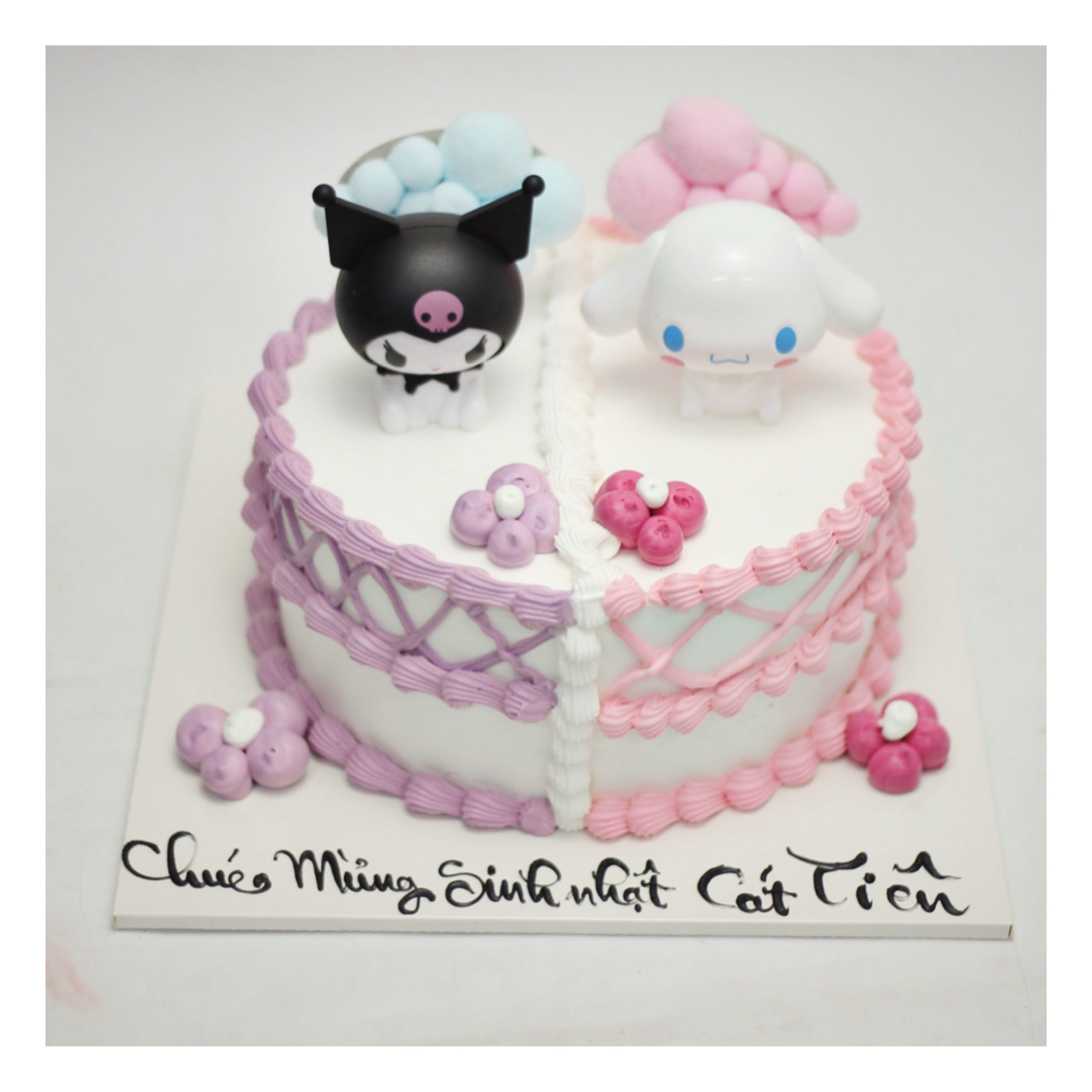 Bánh kem Kuromi và Cinnamoroll đôi dễ thương