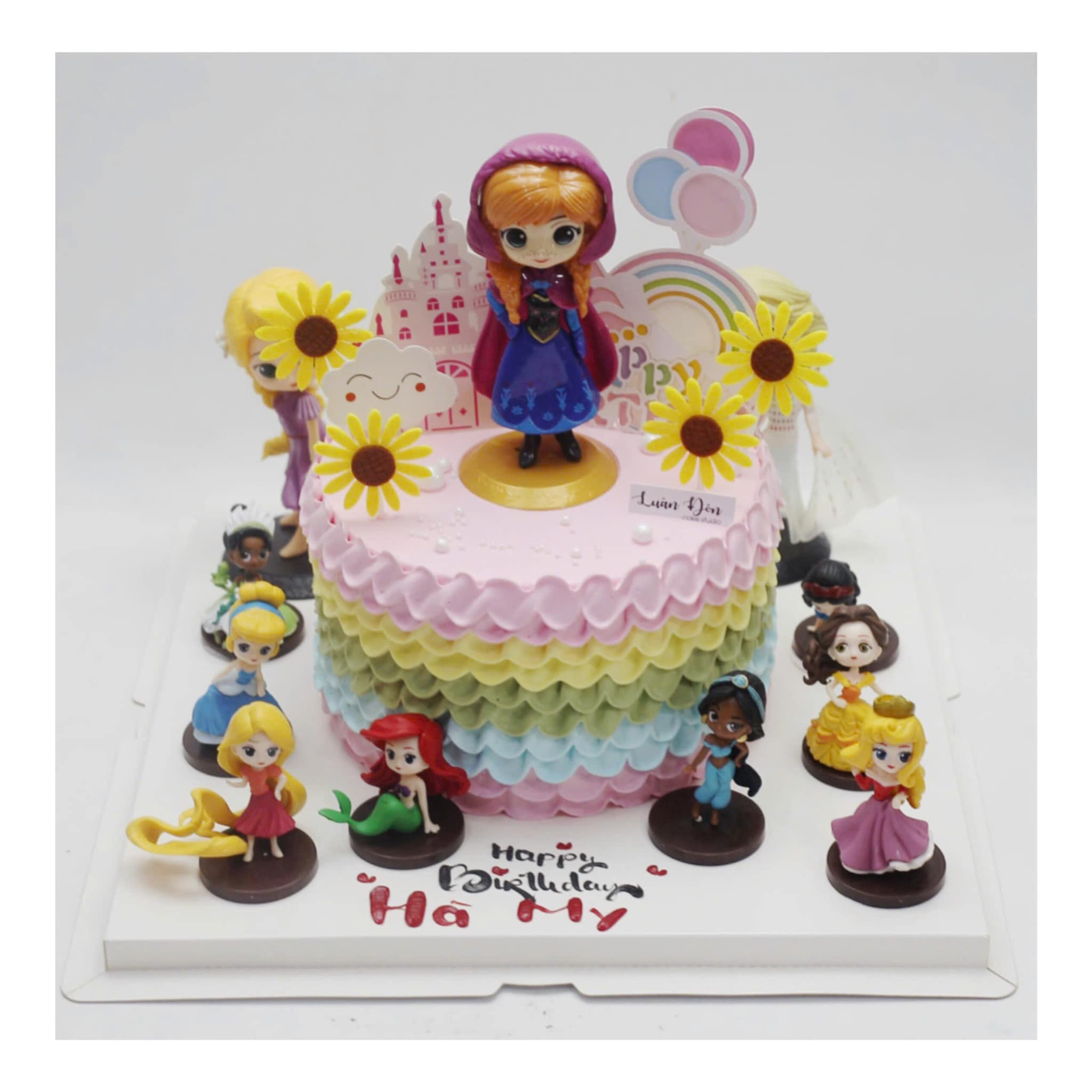 Bánh kem công chúa Disney cầu vồng đa sắc