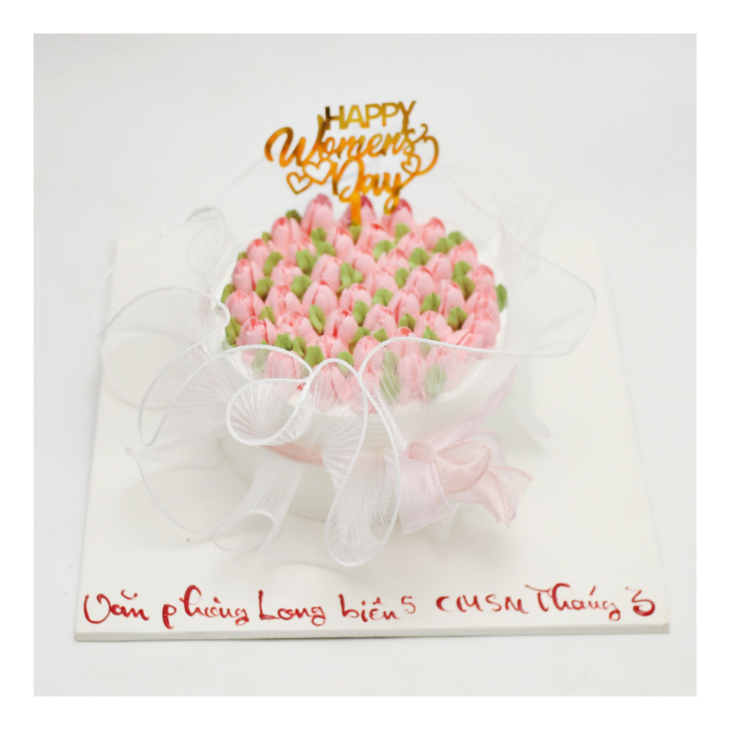 Bánh kem bó hoa tulip hồng mừng ngày phụ nữ