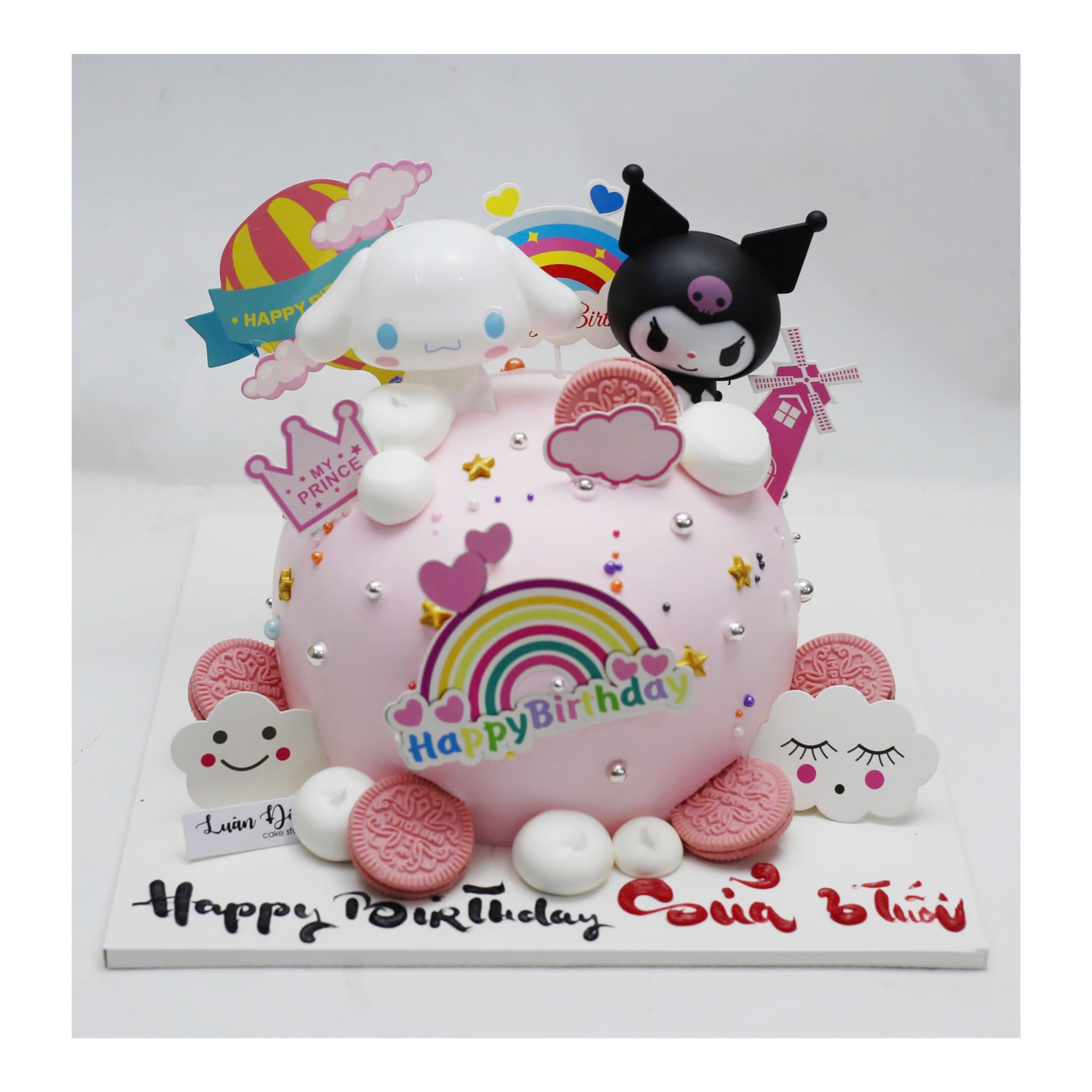 Bánh kem hồng Cinnamoroll và Kuromi