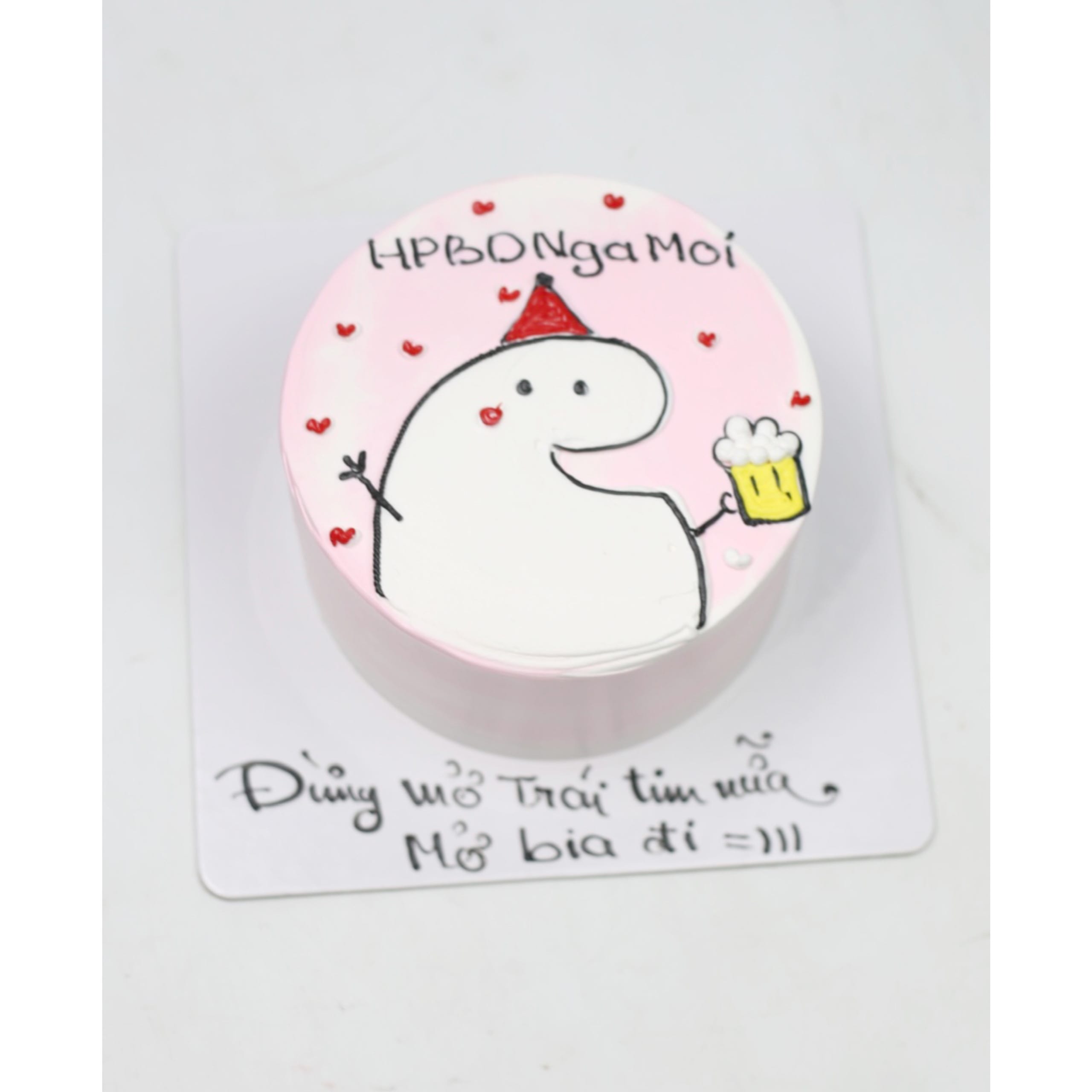 Bánh Bento vẽ hình hoạt hình cầm bia