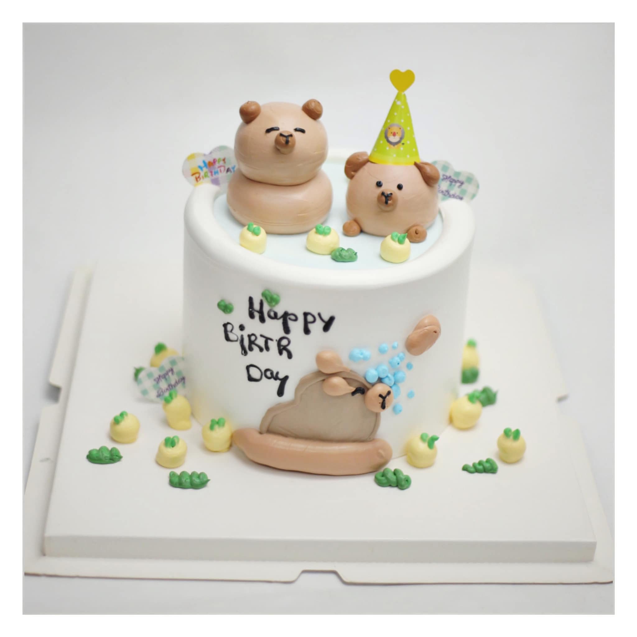 Bánh kem gấu Capybara dễ thương