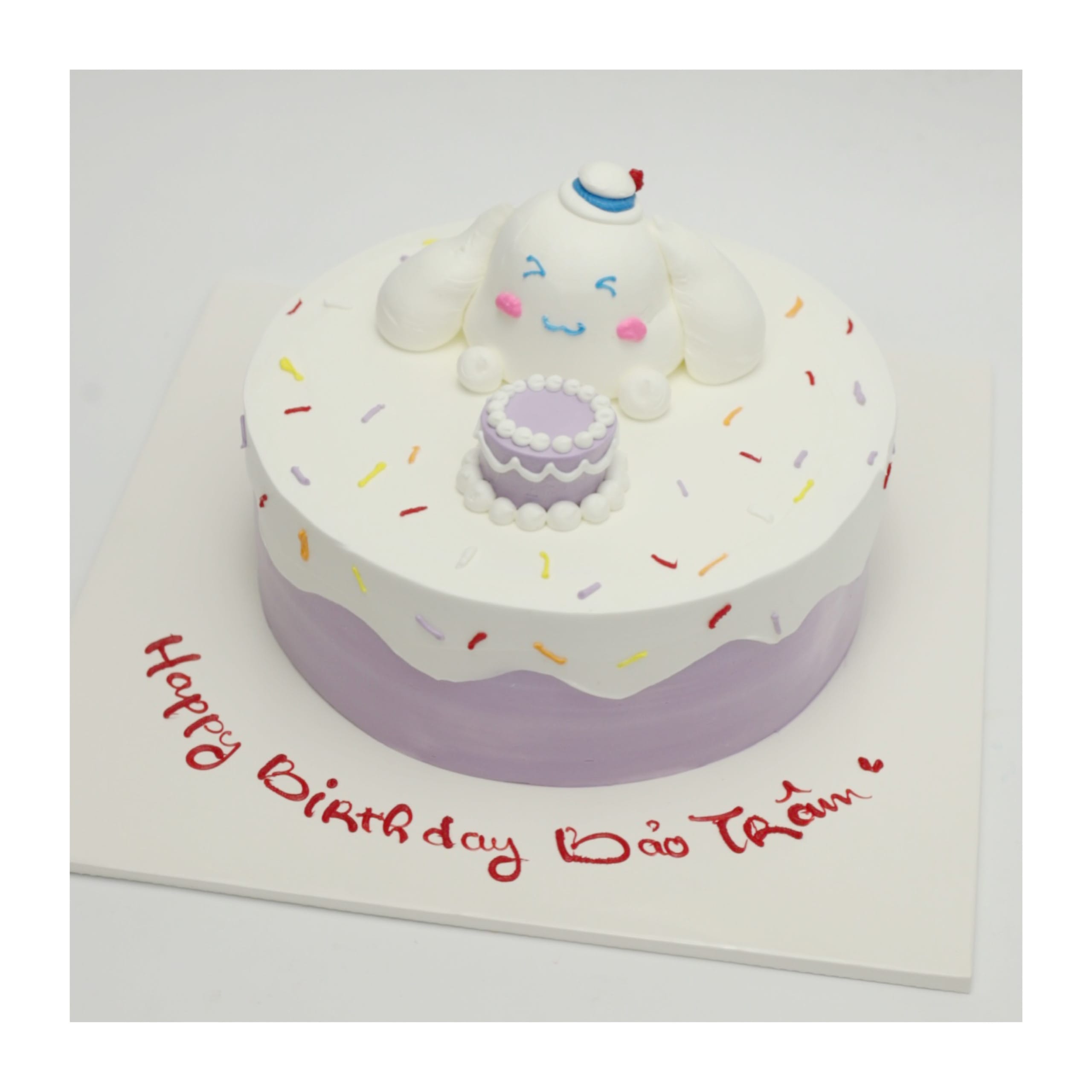 Bánh kem Cinnamoroll trắng tím dễ thương