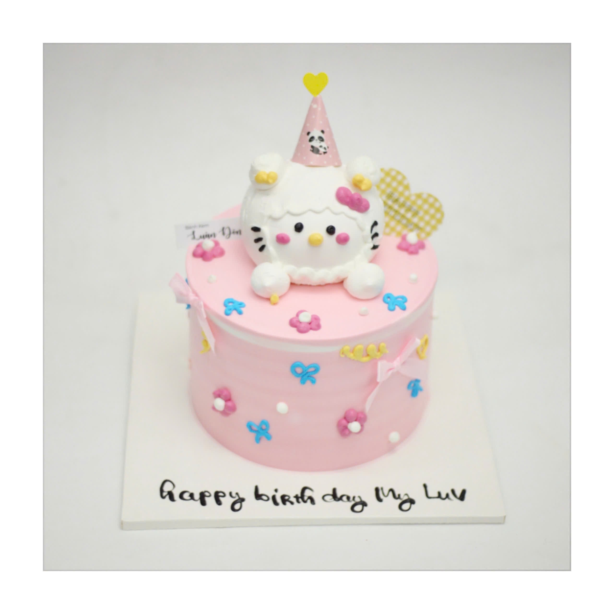 Bánh kem Hello Kitty hồng phối hoa nhí