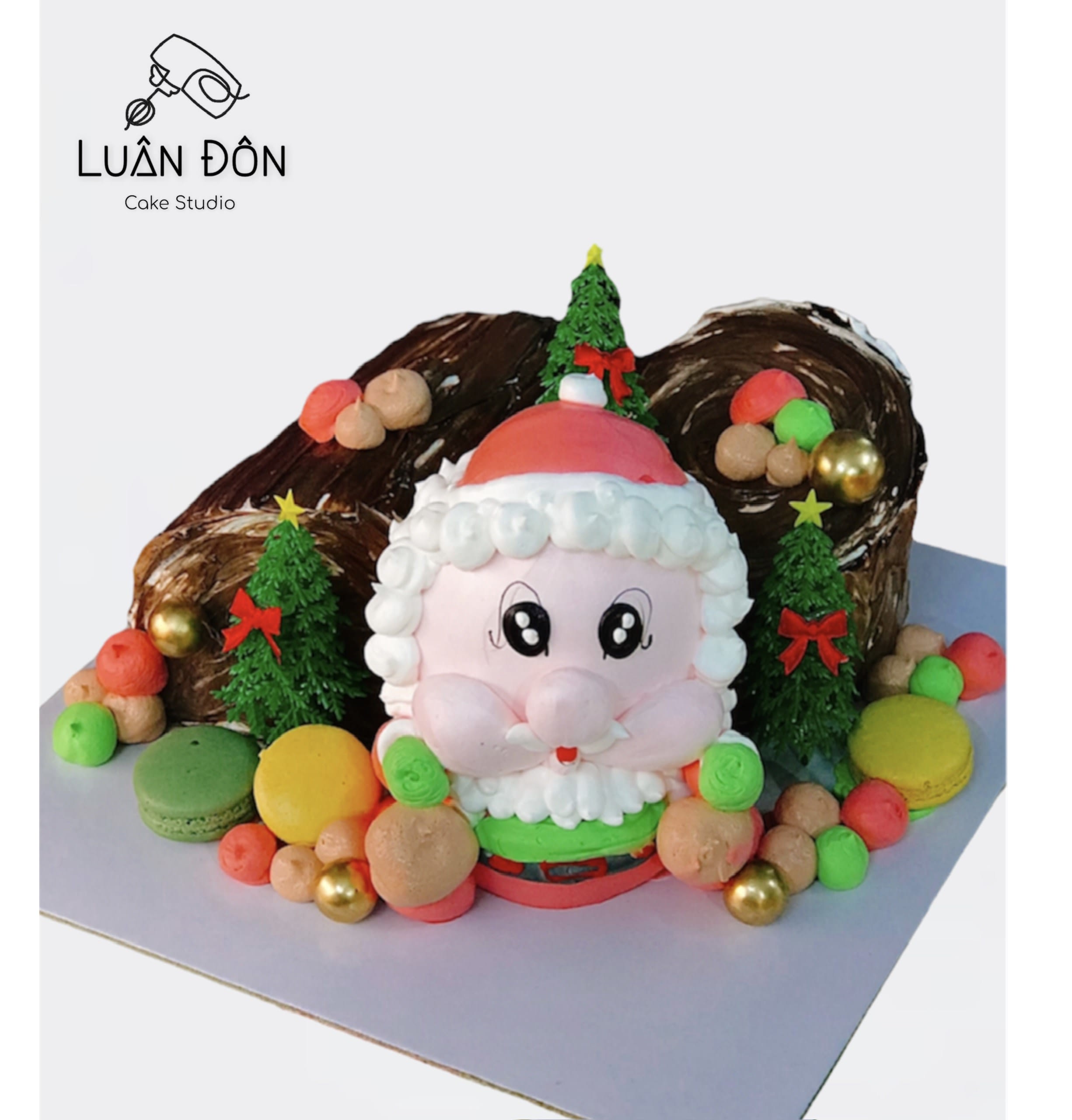 Bánh khúc cây Noel ông già Noel đáng yêu
