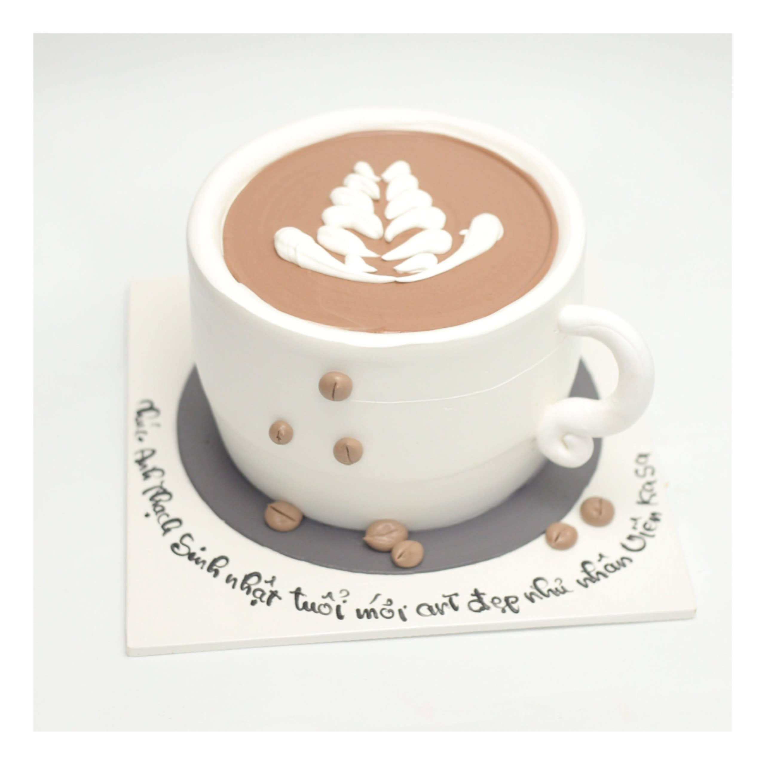 Bánh kem tạo hình cốc cà phê Latte nghệ thuật