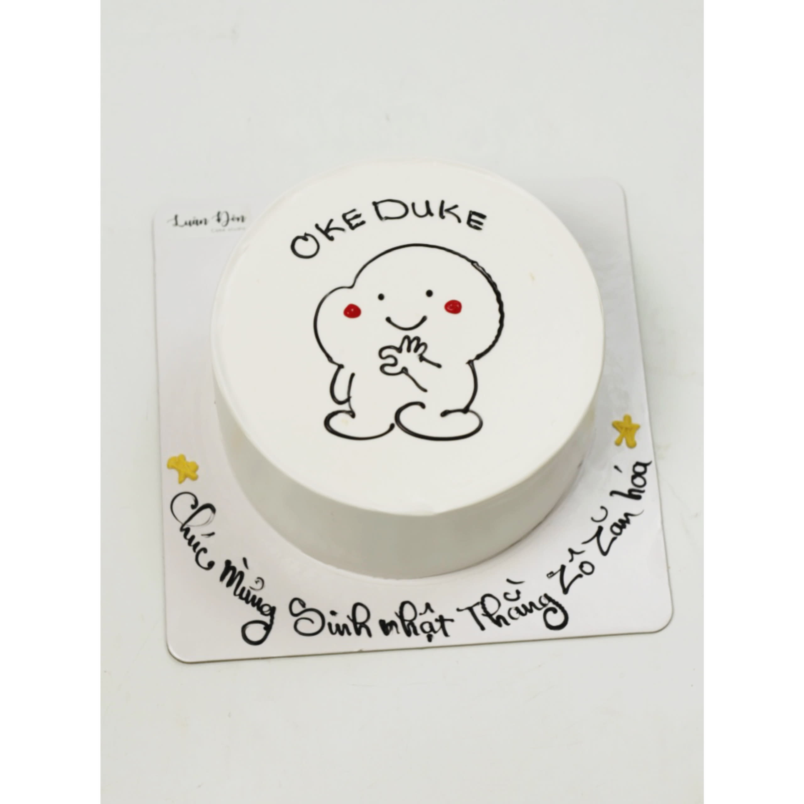 Bánh kem vẽ hình chibi OKE DUKE đáng yêu