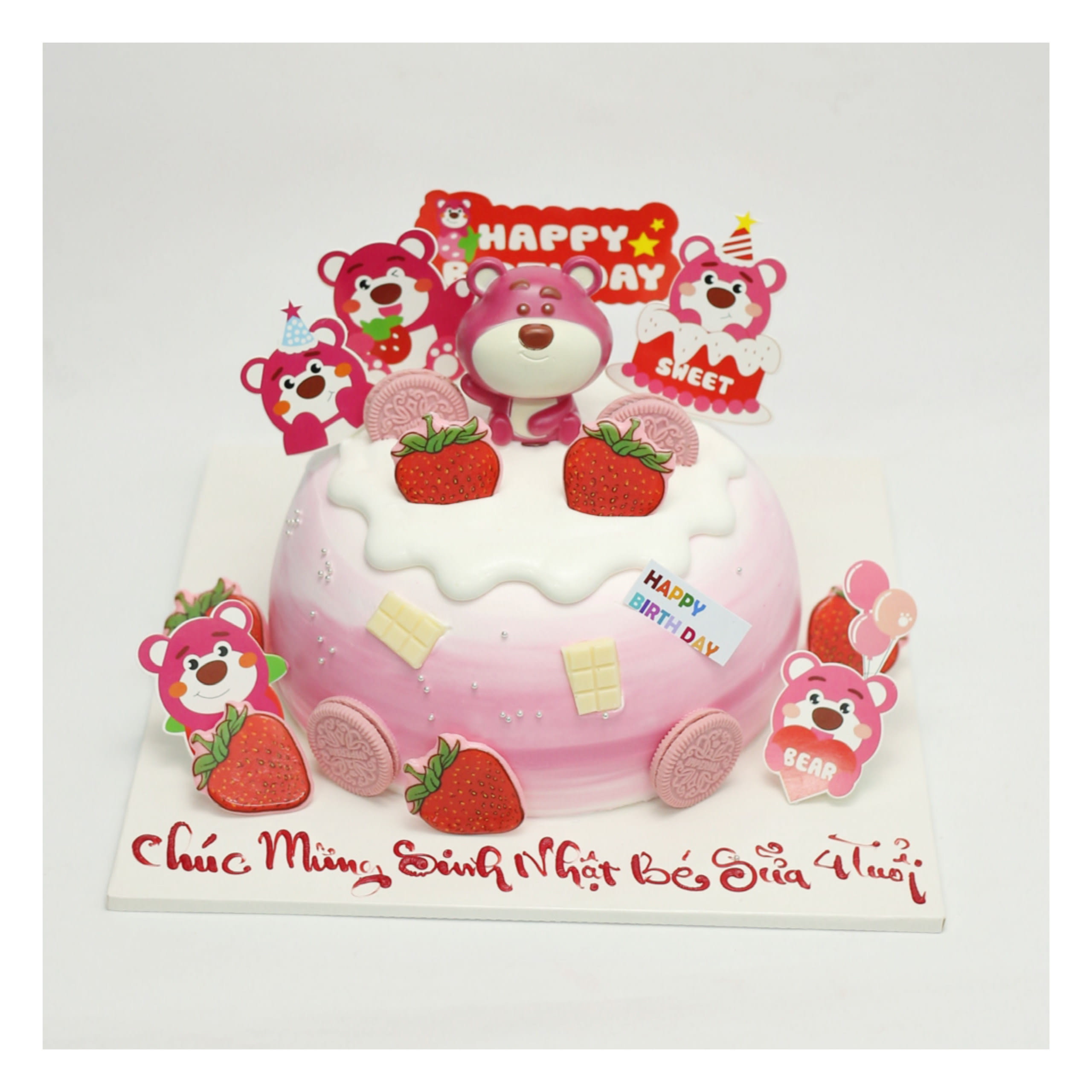 Bánh kem hồng gấu dâu Lotso đáng yêu