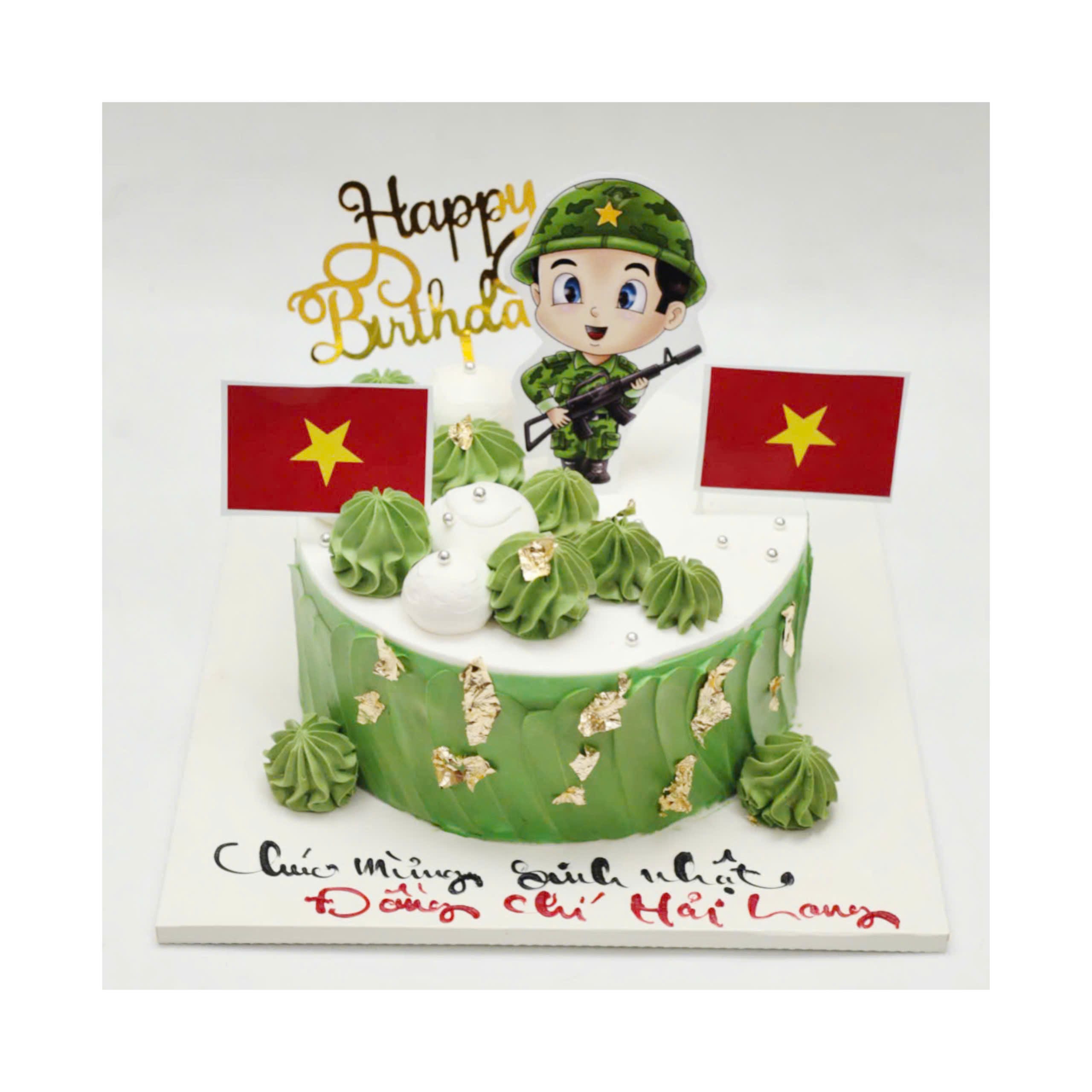 Bánh kem chú bộ đội đáng yêu