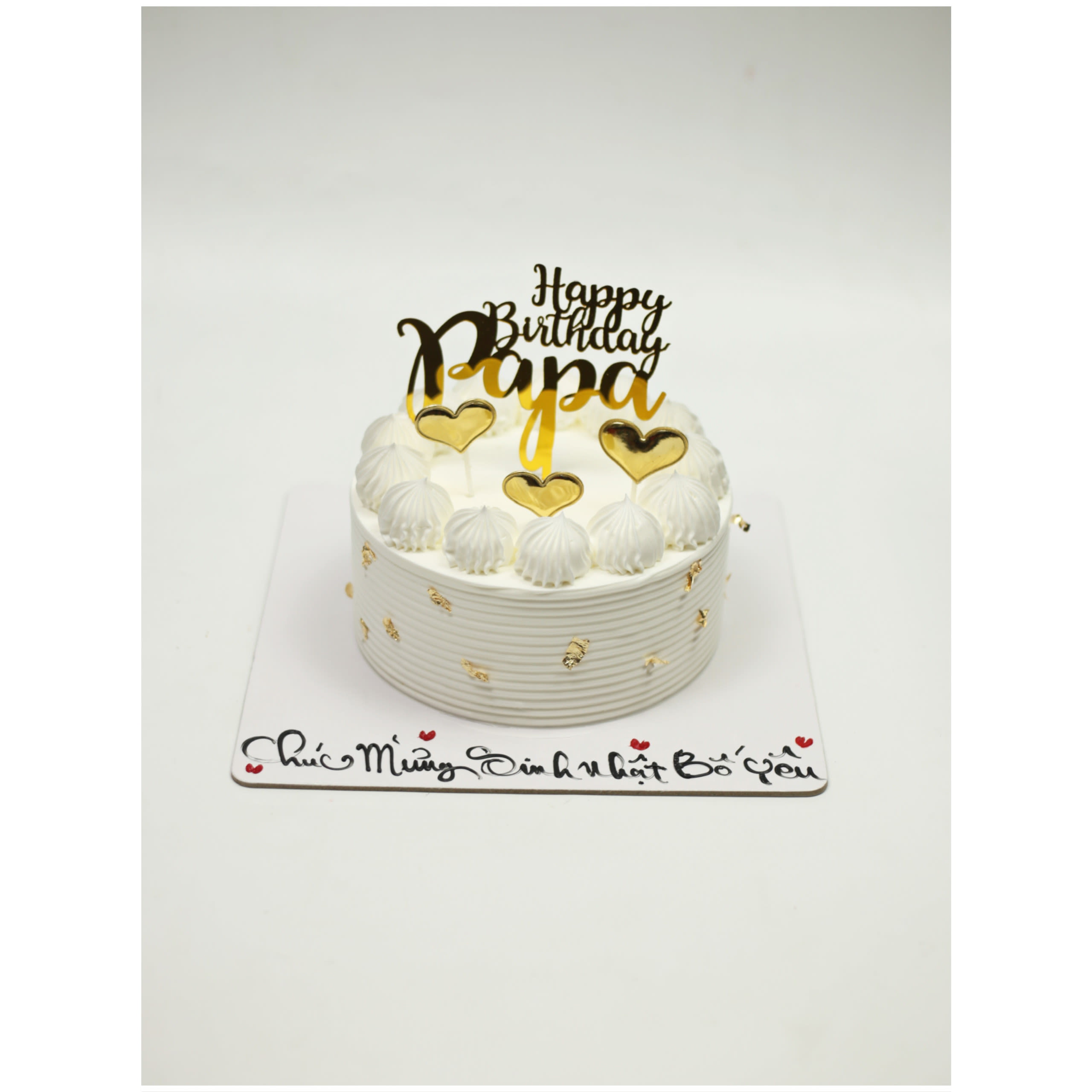 Bánh kem chúc mừng sinh nhật Papa trái tim vàng