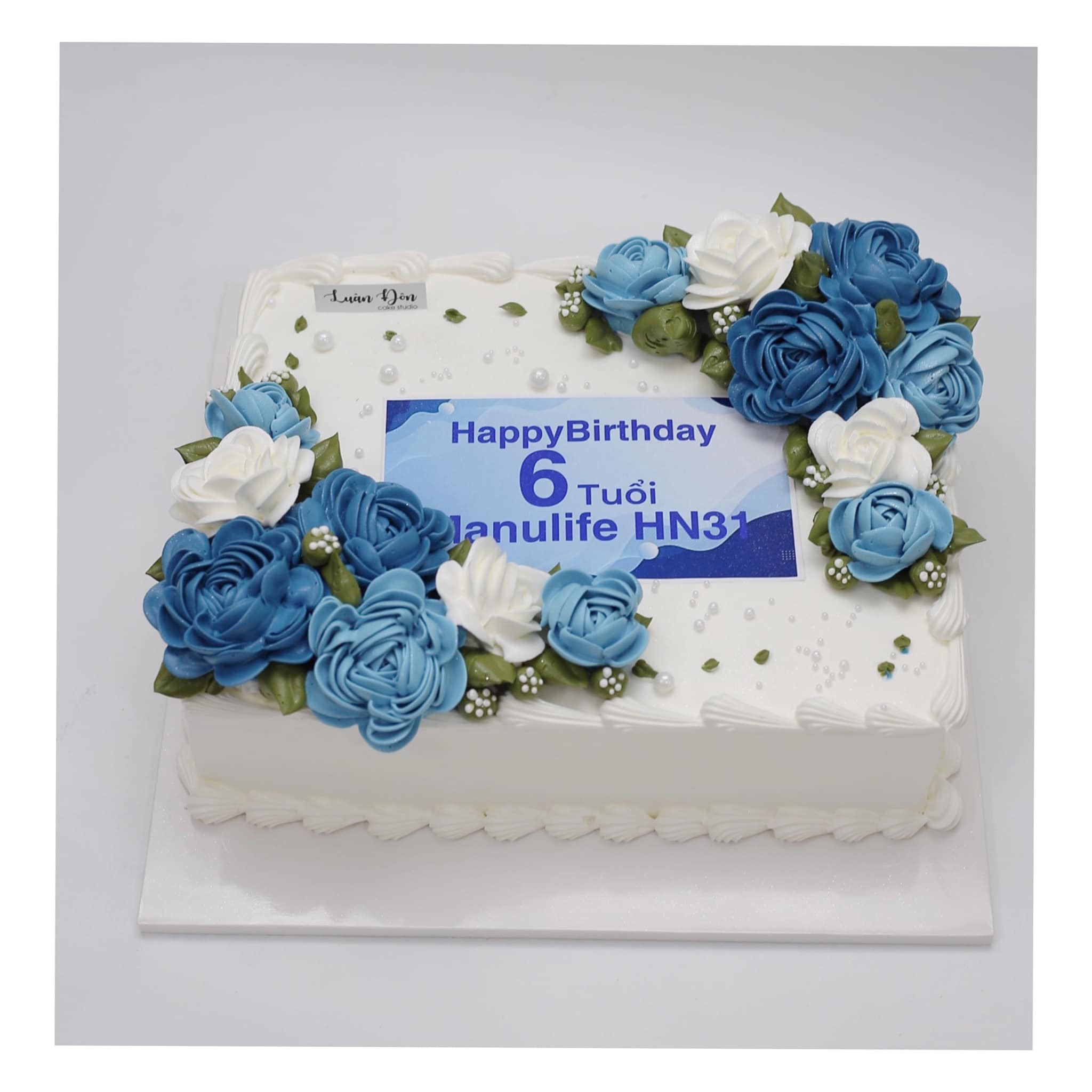 Bánh hoa hồng xanh mừng kỉ niệm