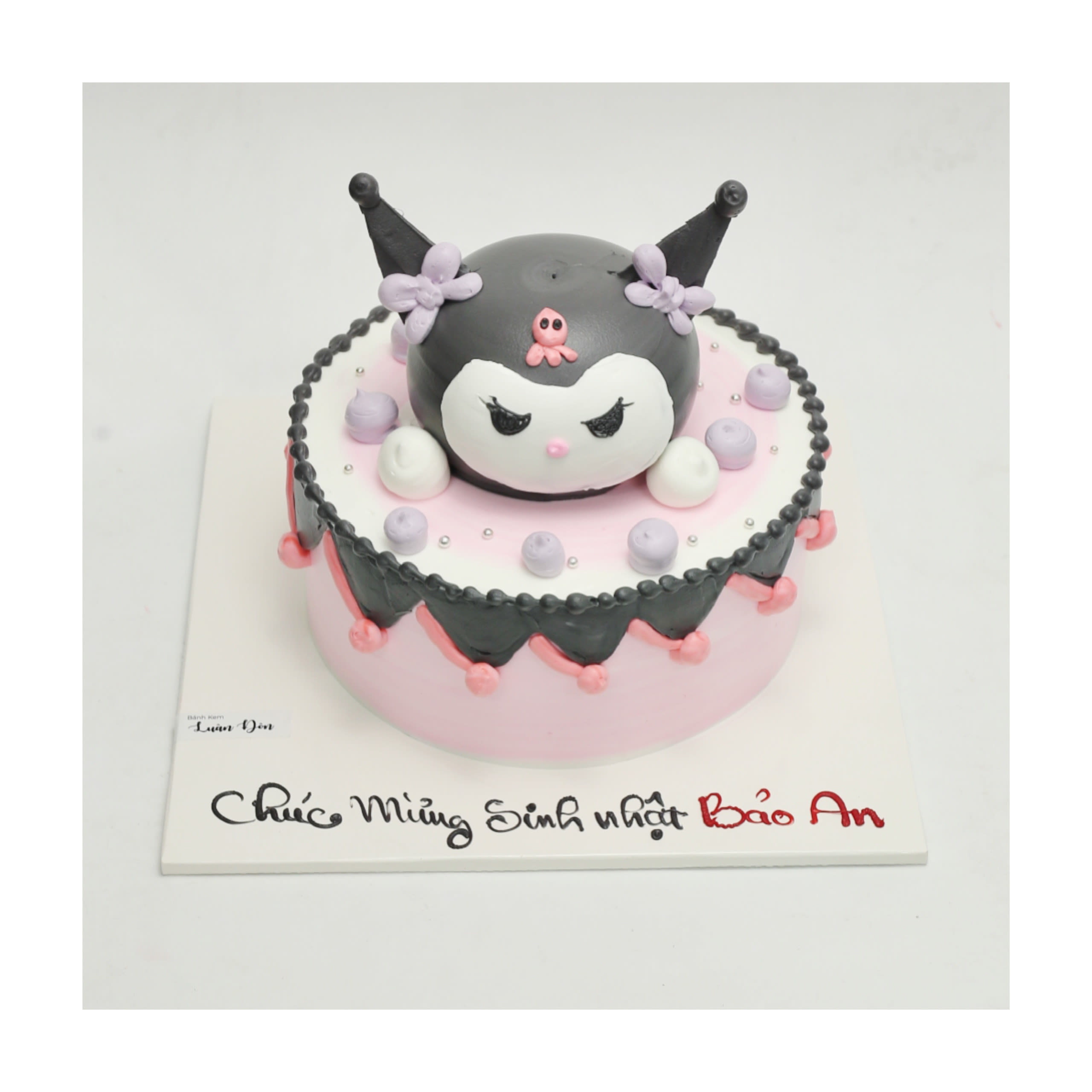 Bánh kem Kuromi màu hồng dễ thương