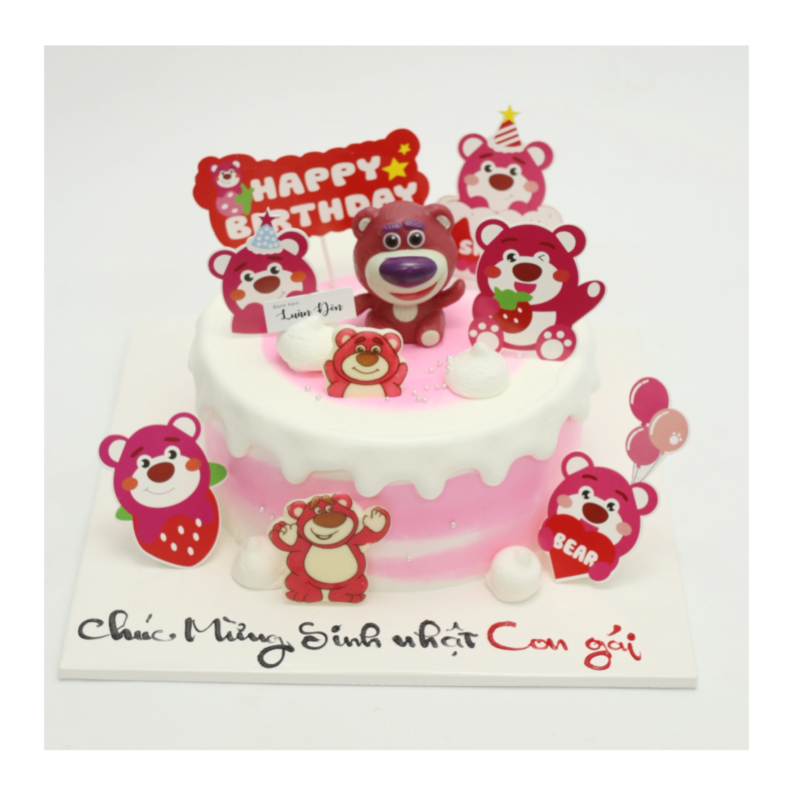 Bánh kem gấu dâu Lotso đáng yêu cho bé