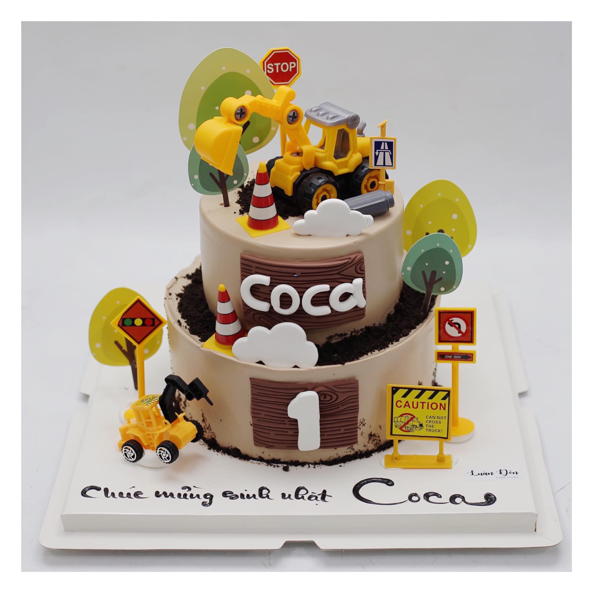 Bánh kem hai tầng xe cần cẩu Coca