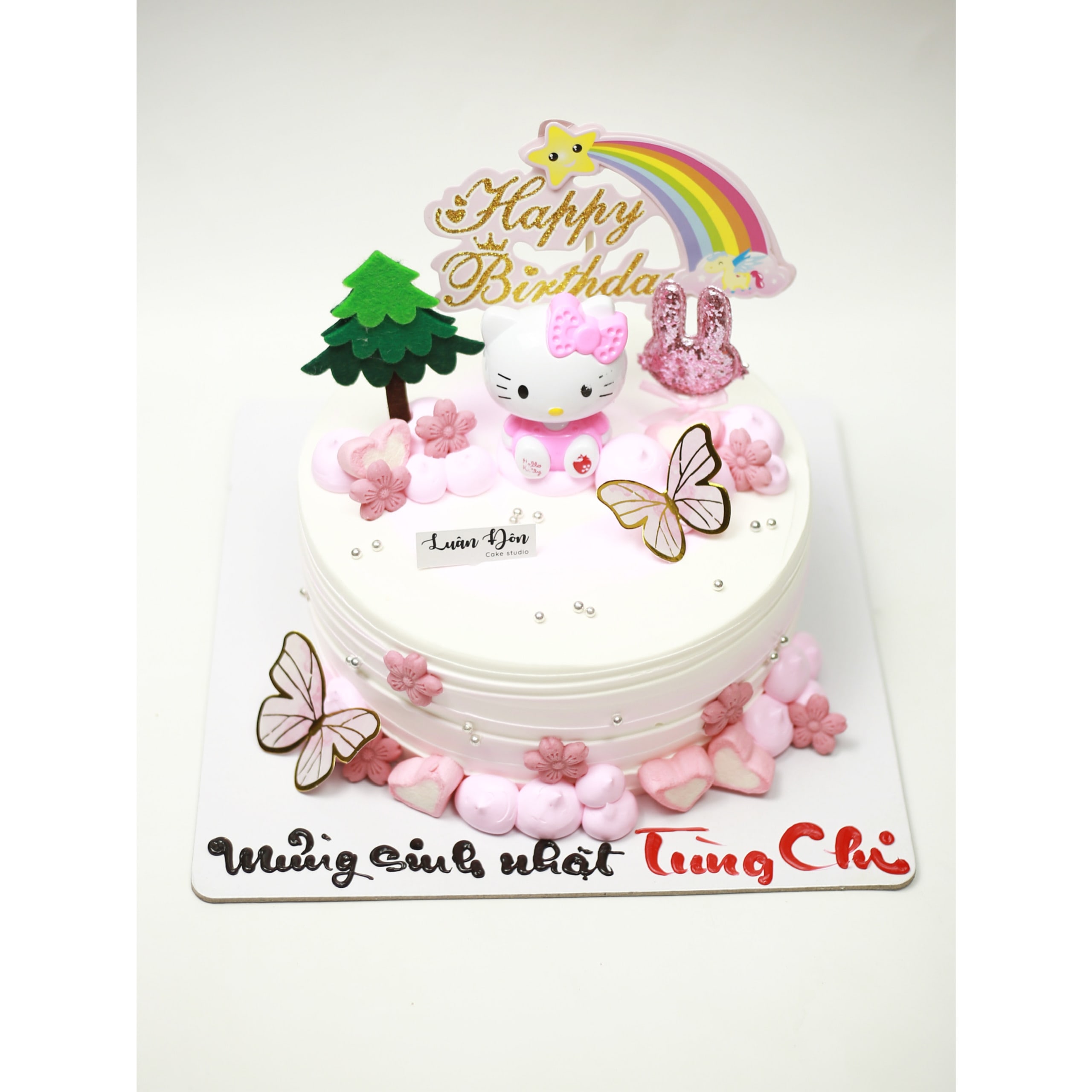 Bánh kem Hello Kitty màu hồng dễ thương