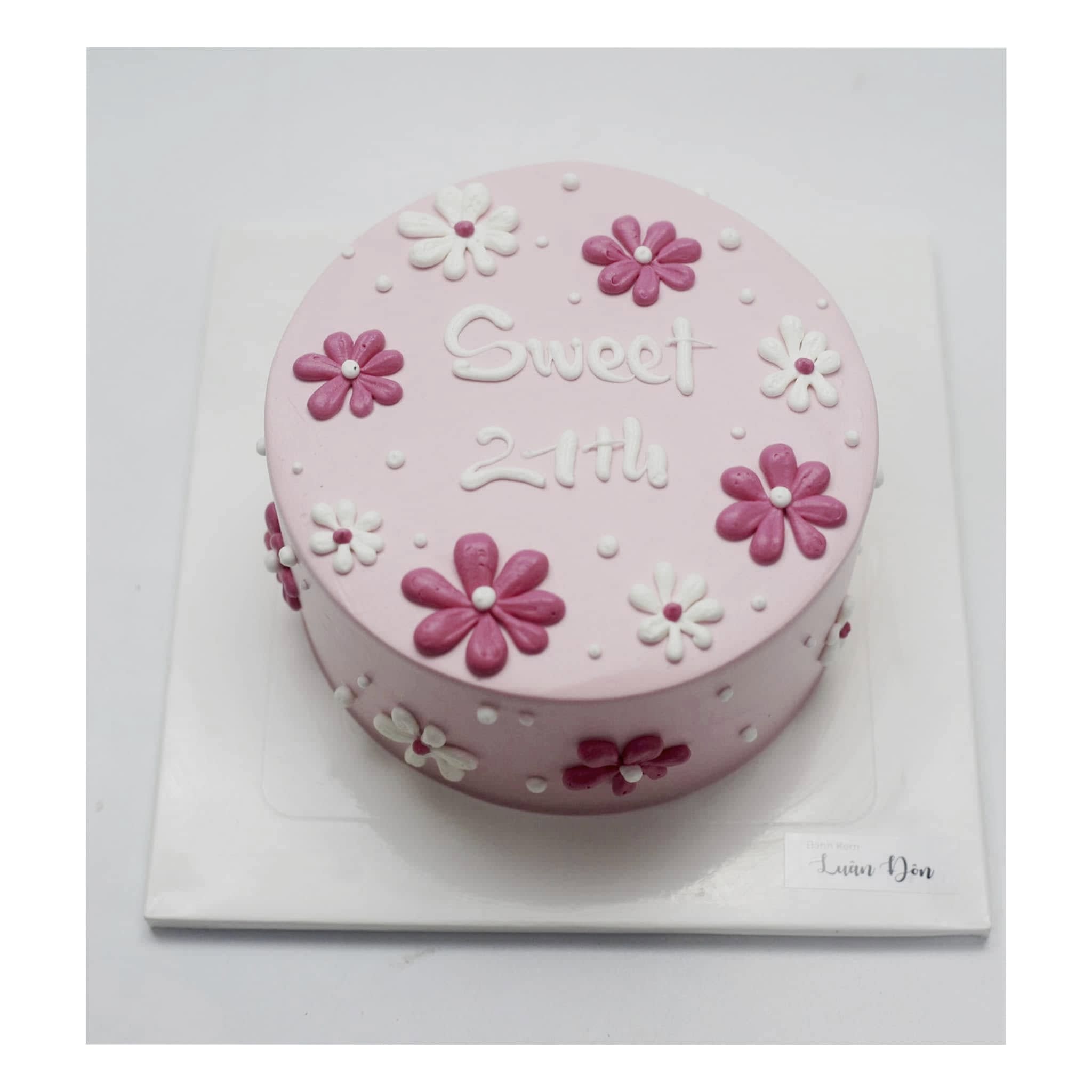 Bánh kem Sweet 21th hoa nổi