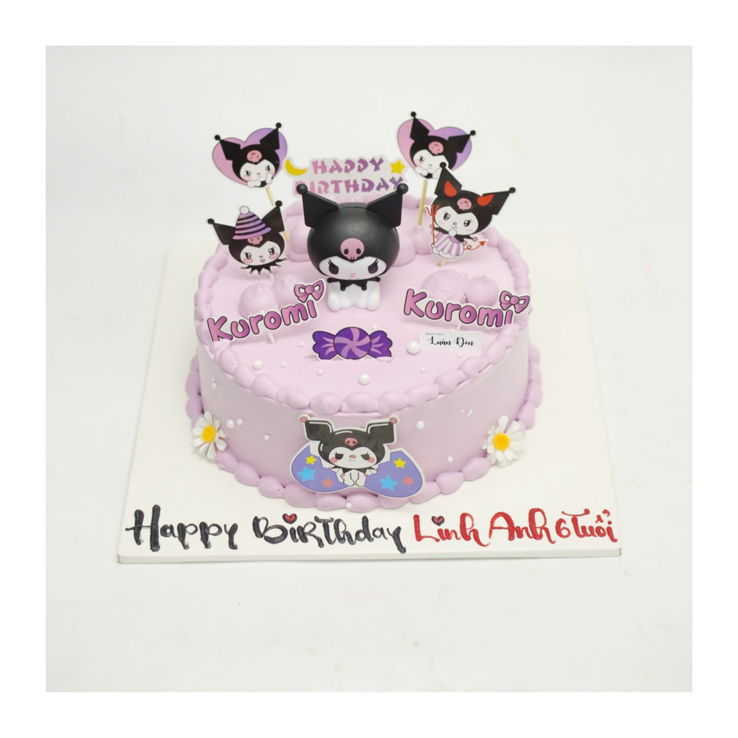 Bánh kem Kuromi màu tím pastel dễ thương
