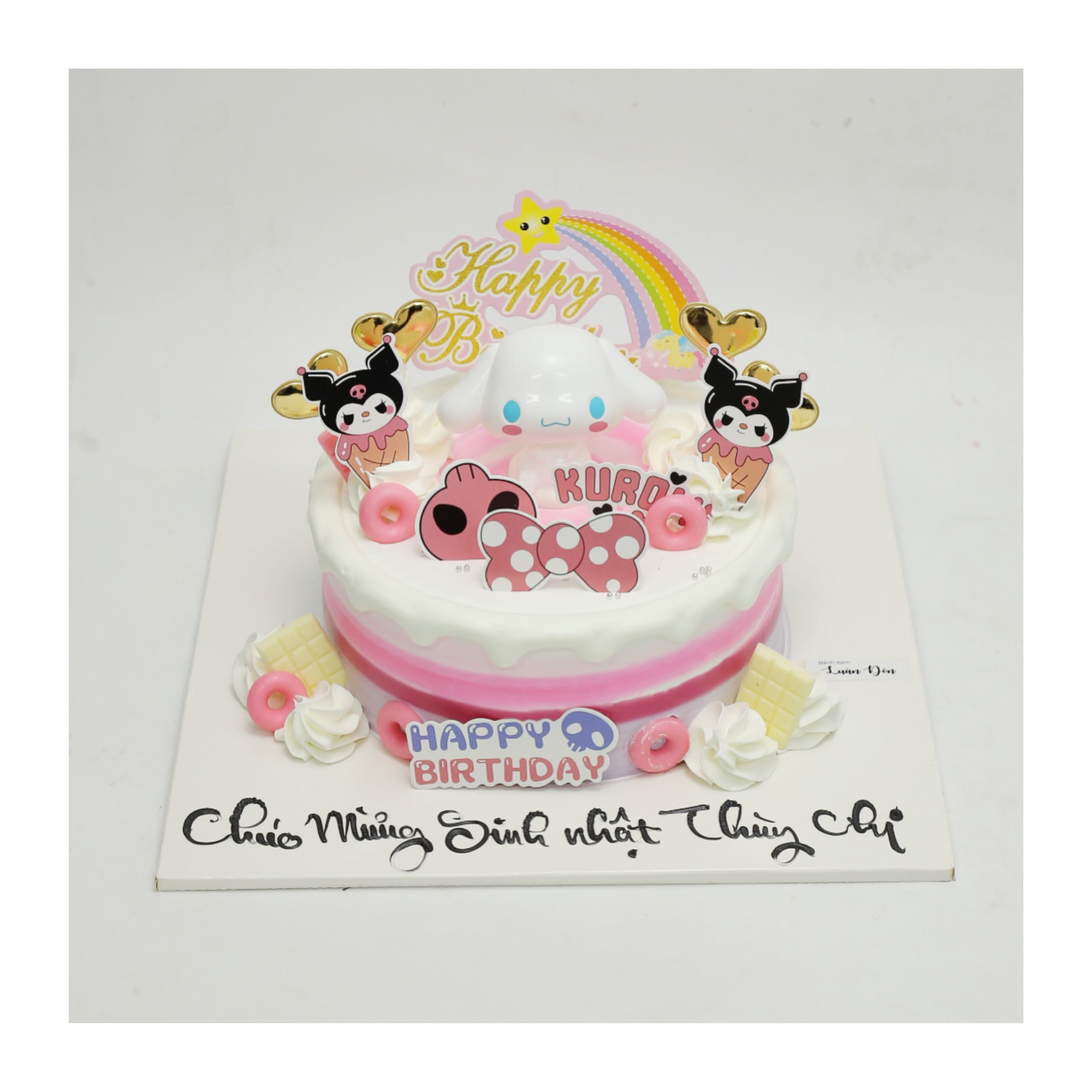 Bánh kem Cinnamoroll tông hồng ngọt ngào