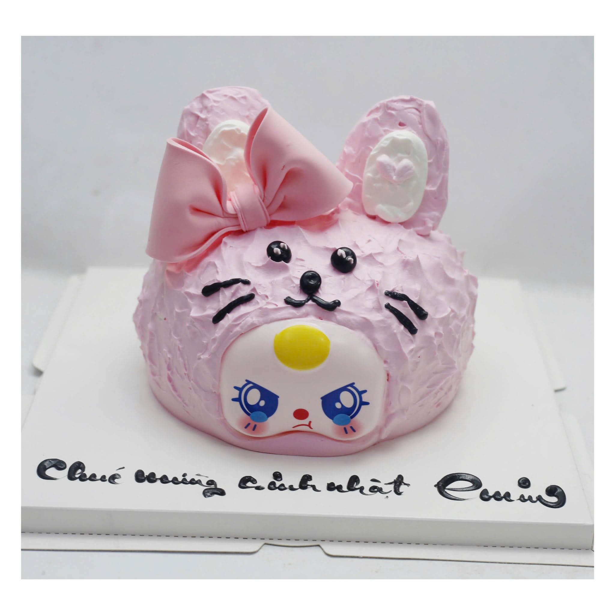 Bánh kem thỏ hồng Baby Three dễ thương