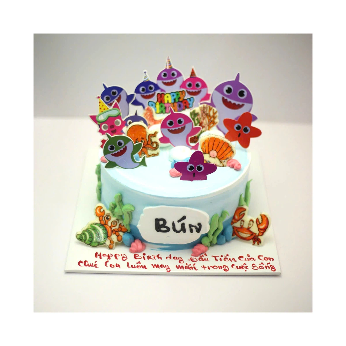 Bánh kem Baby Shark đại dương xanh cho bé