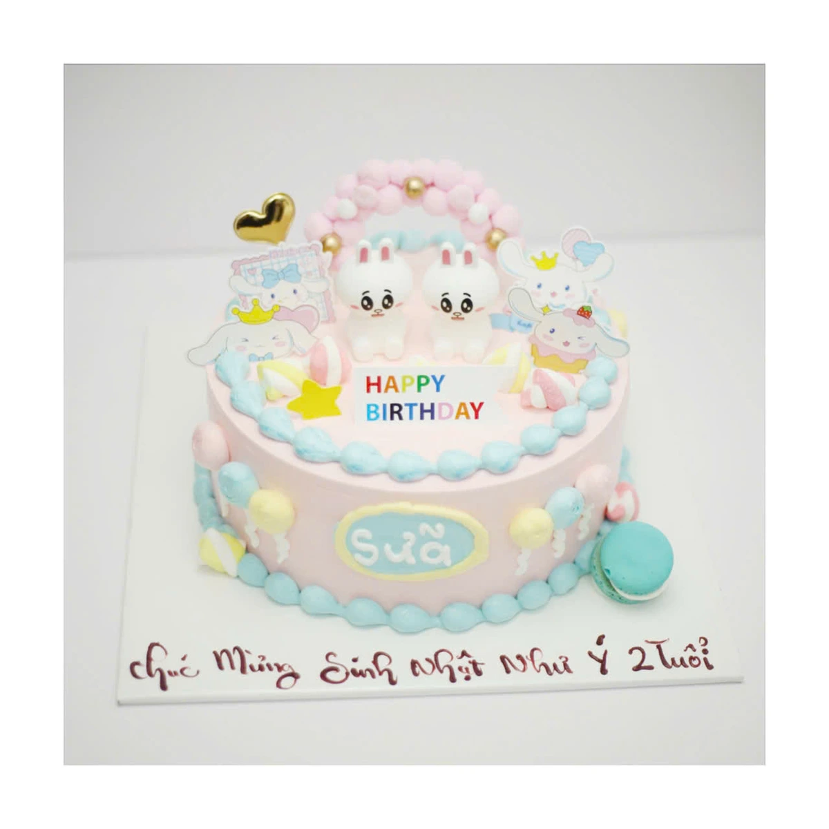Bánh kem Cinnamoroll hồng pastel xinh xắn