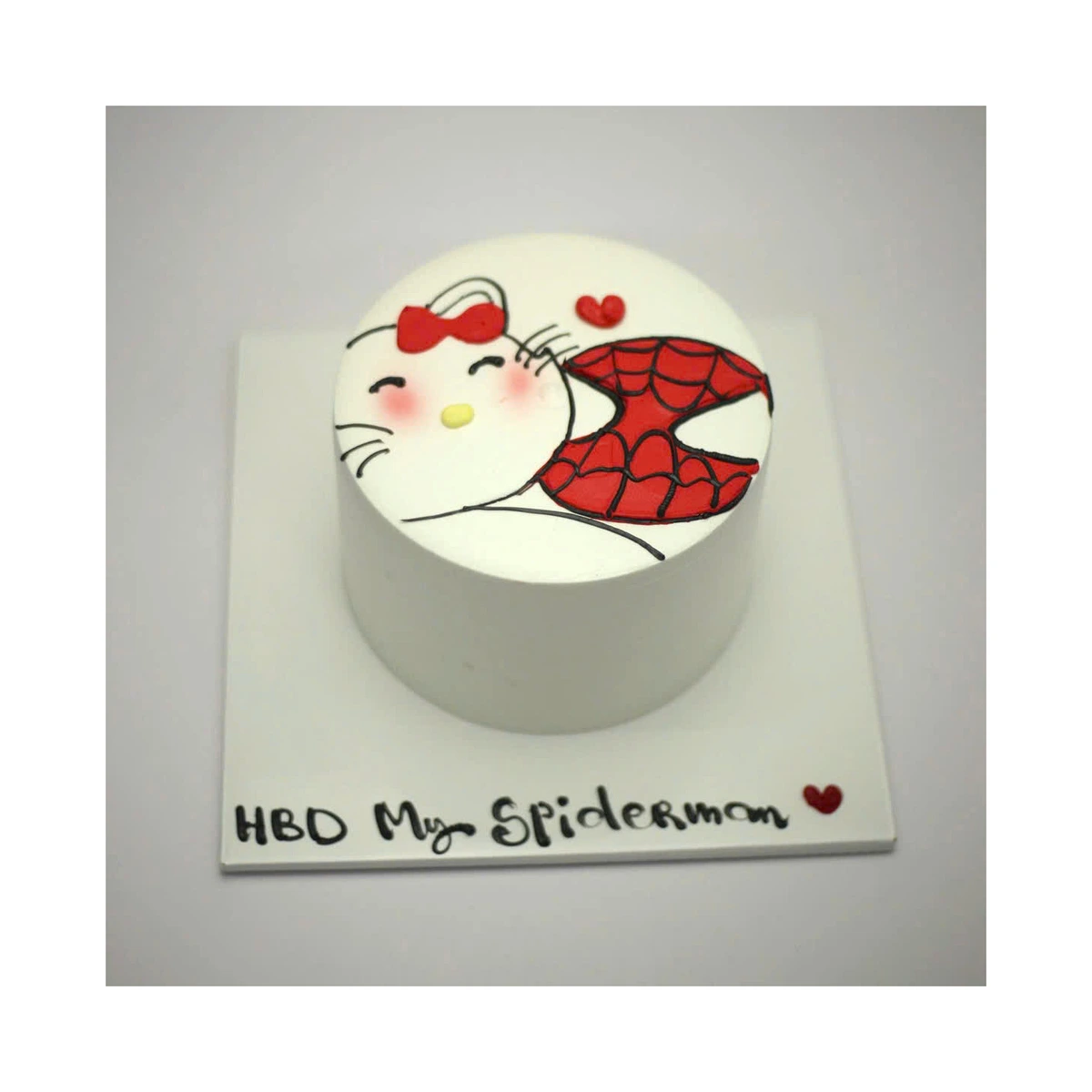 Bánh sinh nhật Hello Kitty Spider-Man độc đáo