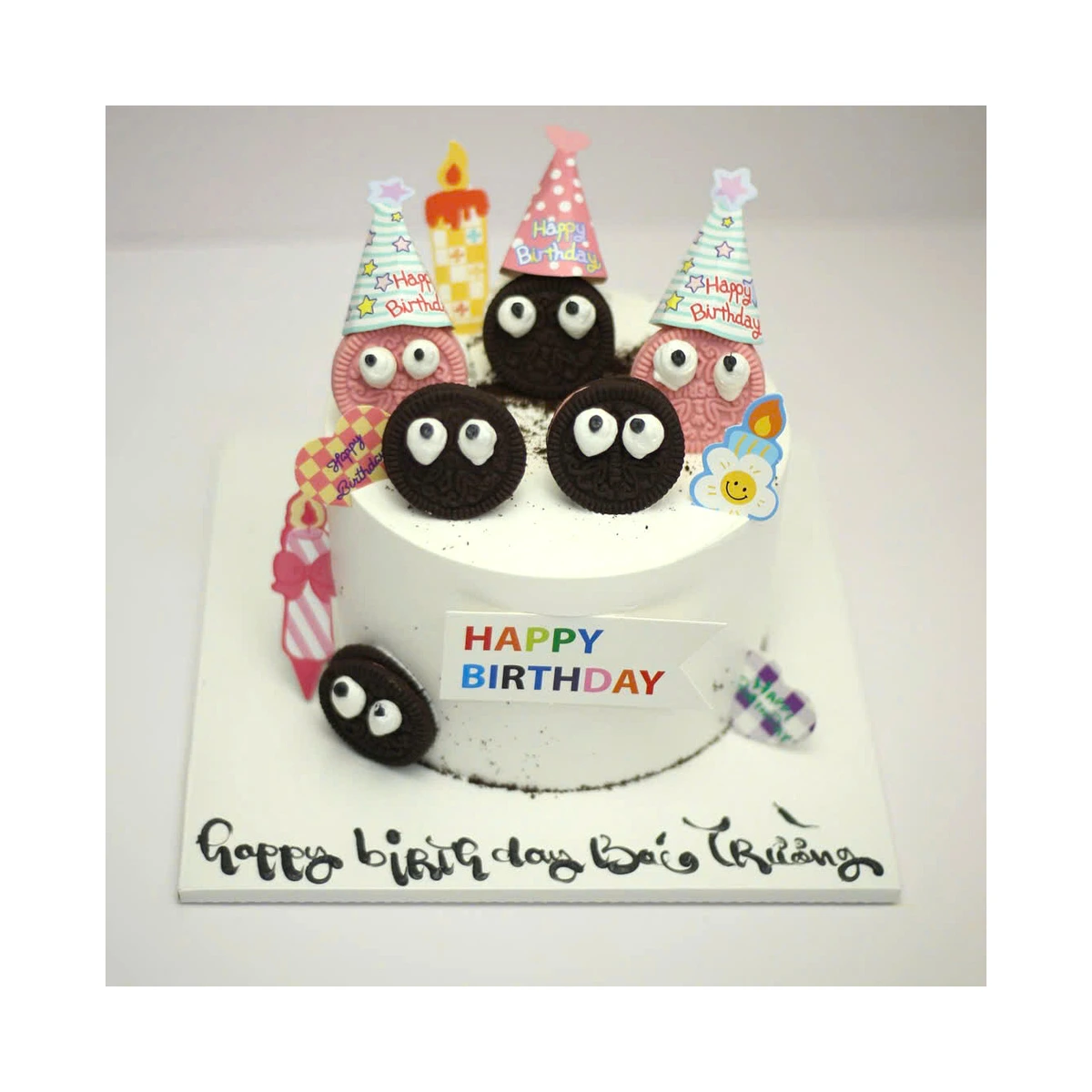 Bánh kem bánh Oreo mắt ngộ nghĩnh